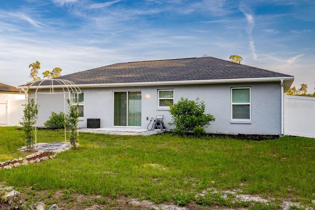 3897 SW 169TH LANE RD