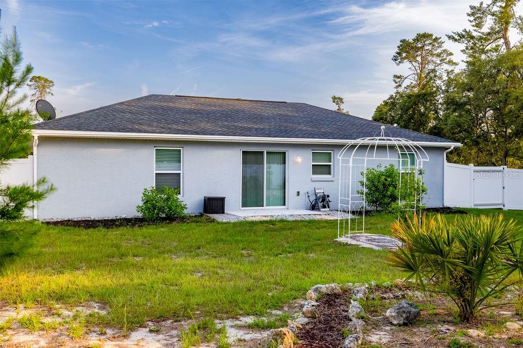 3897 SW 169TH LANE RD