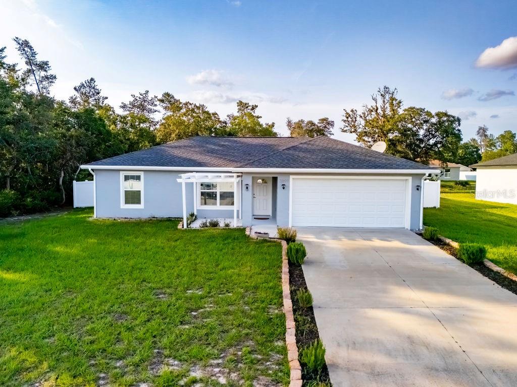 3897 SW 169TH LANE RD