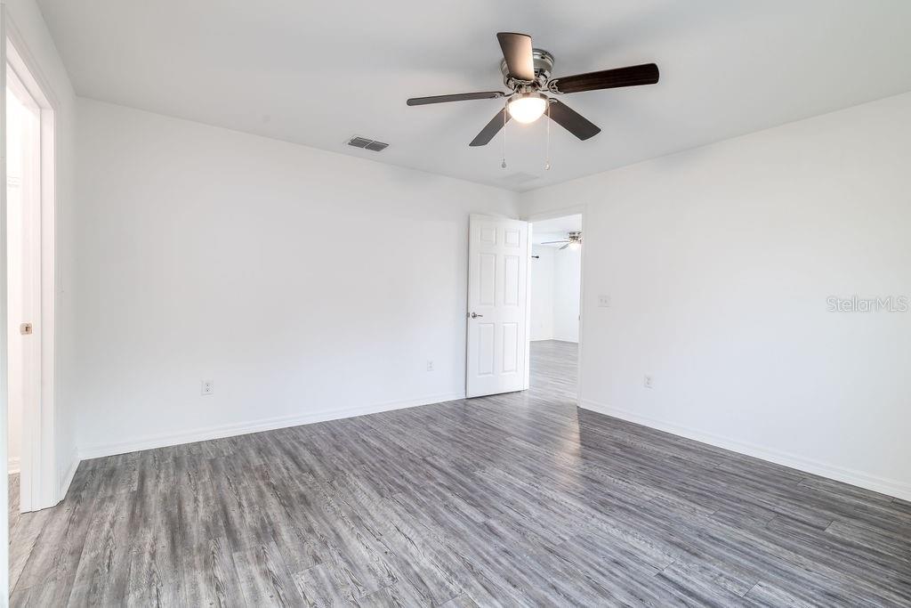 3897 SW 169TH LANE RD