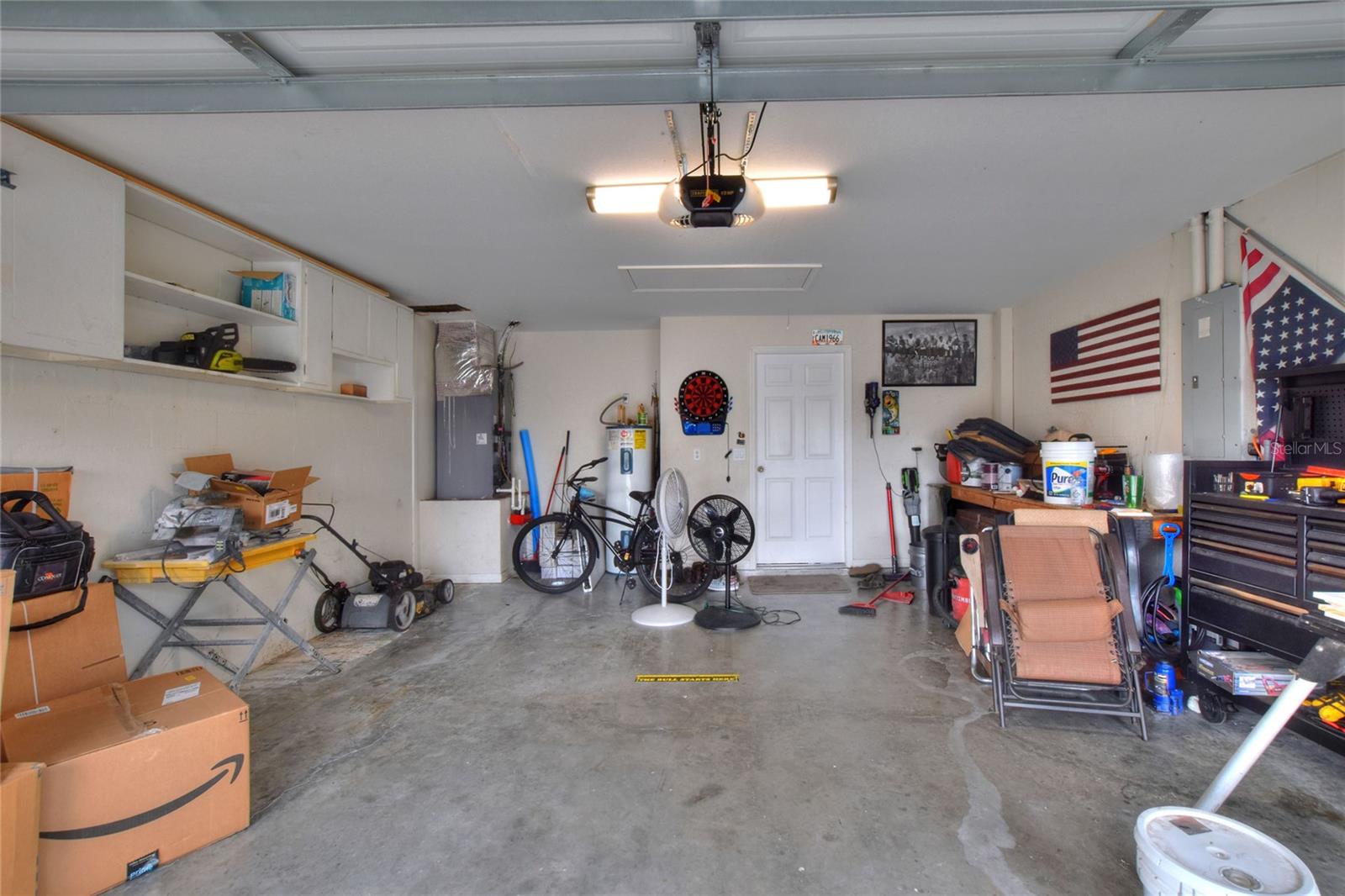 604 LYNDSEY LN