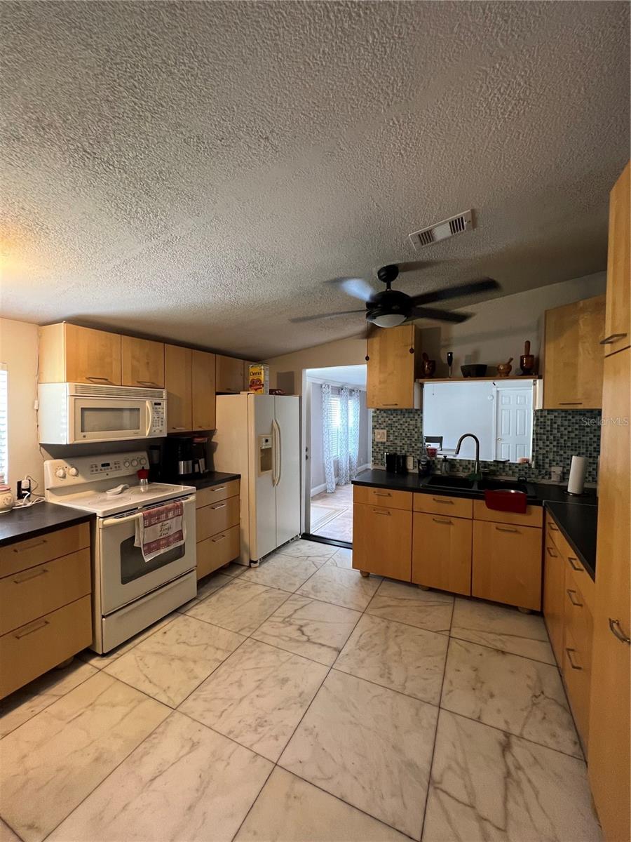 2419 GARBELIA AVE