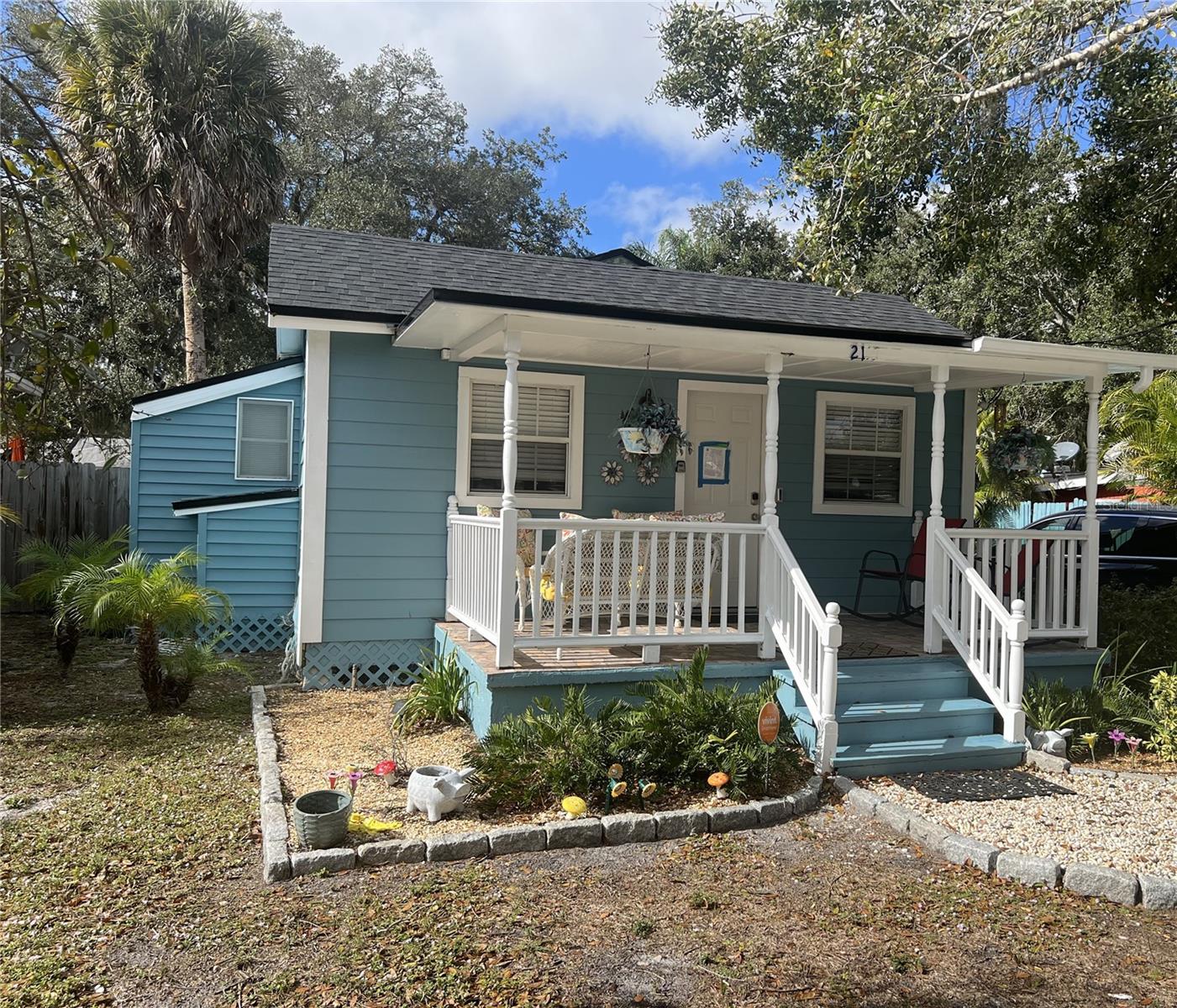 215 N LOCKWOOD RIDGE RD