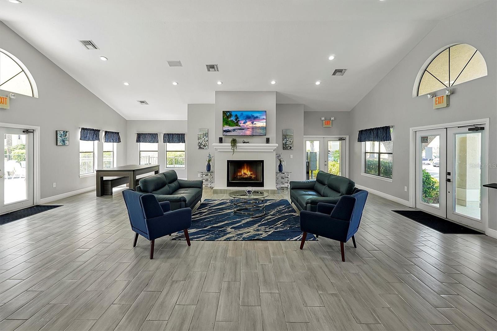 3008 PARKWAY BLVD #303