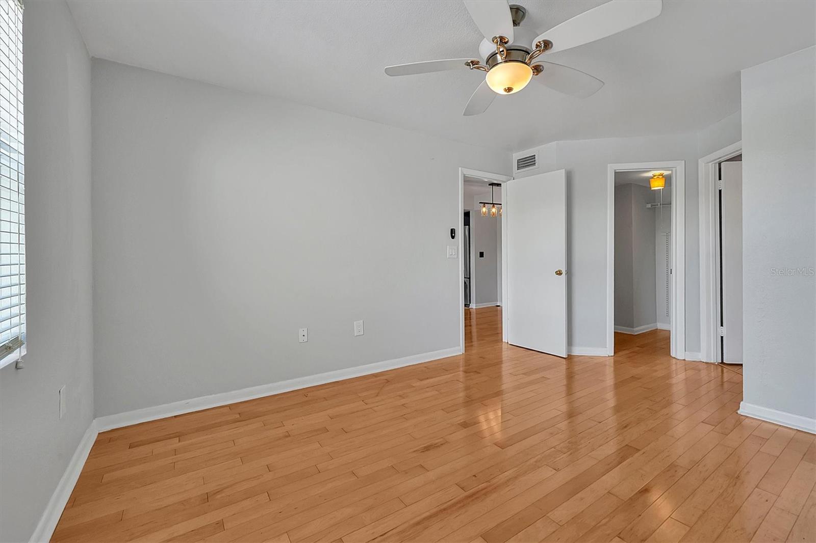 3008 PARKWAY BLVD #303