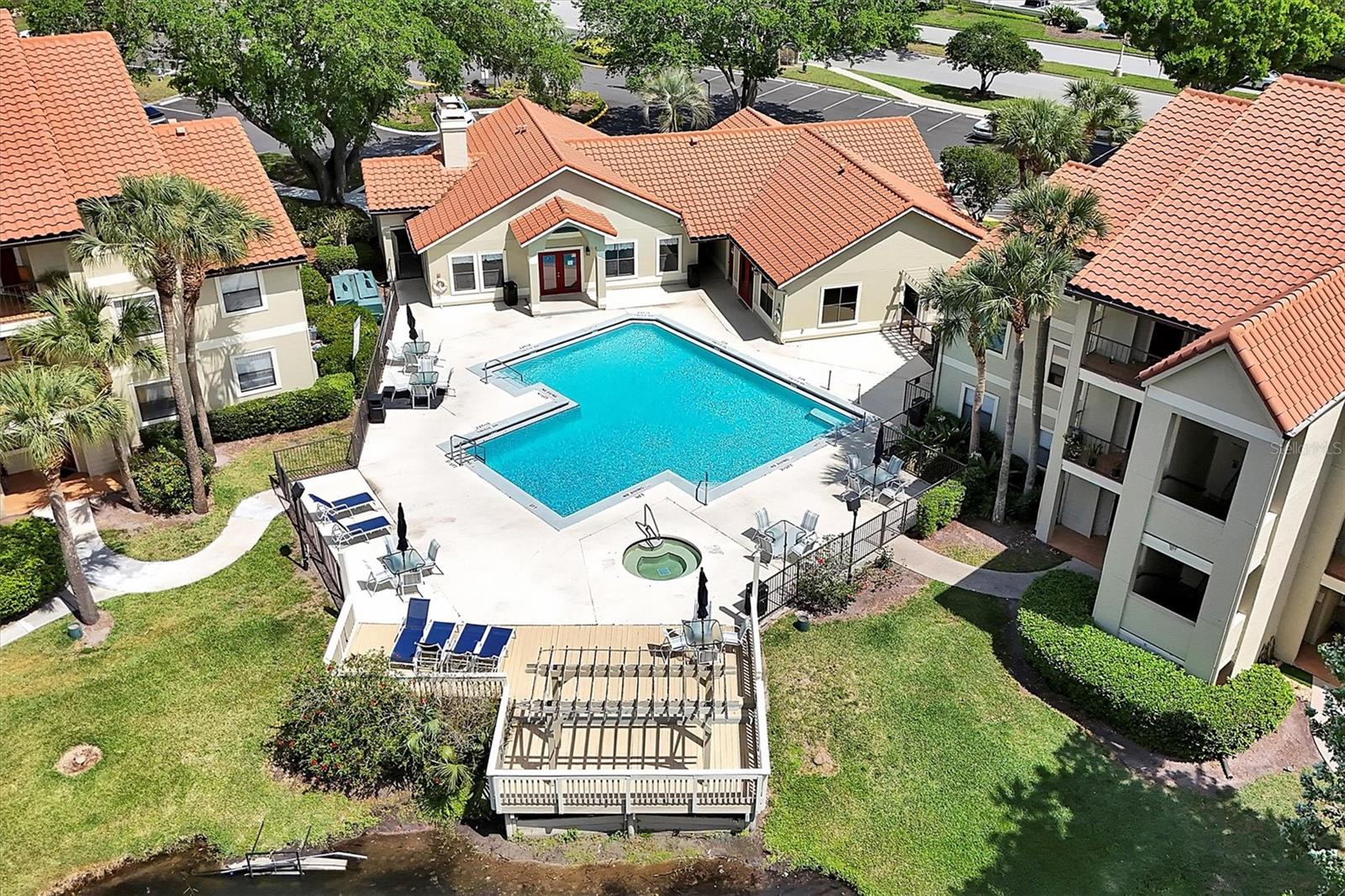 3008 PARKWAY BLVD #303