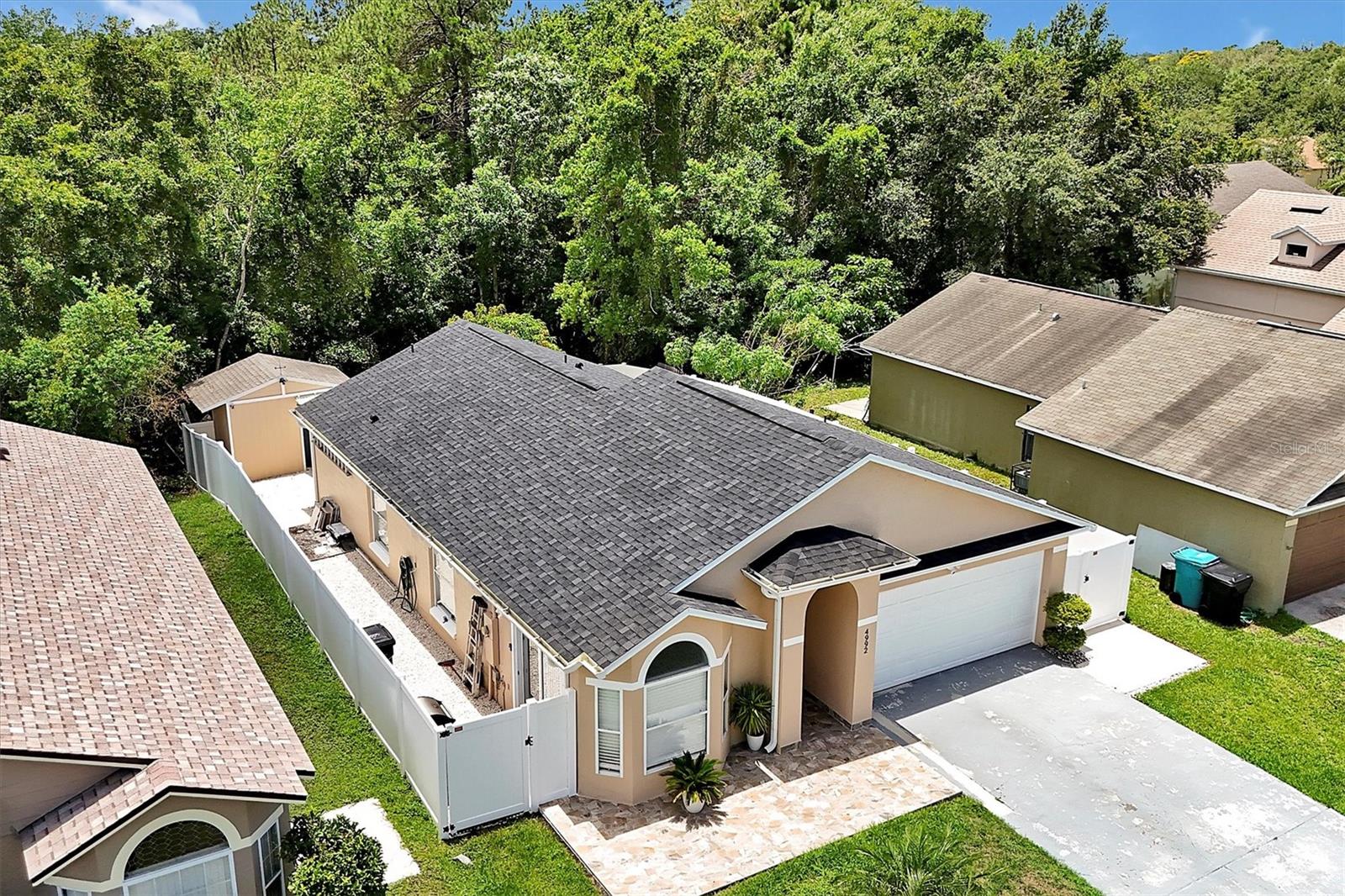 4992 LUNA NEGRA DR