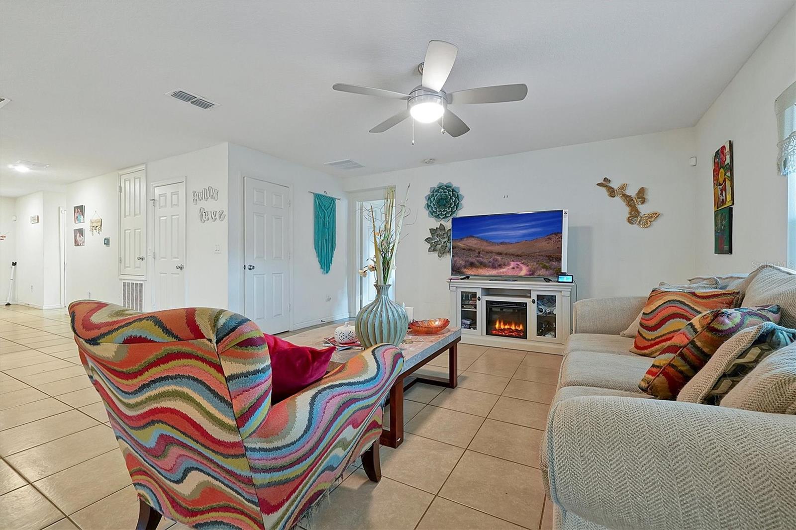 260 LAKE LUCERNE WAY