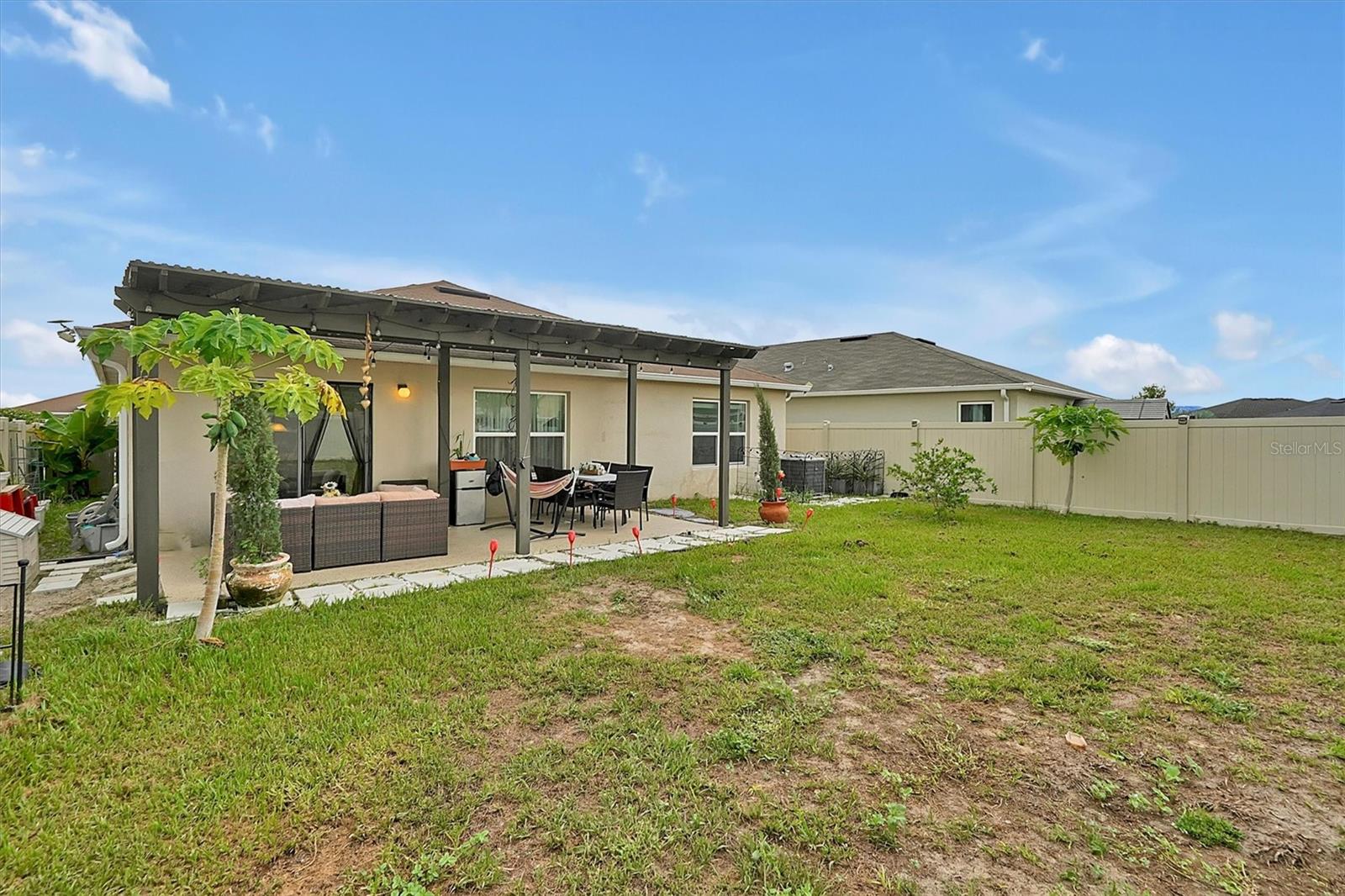 260 LAKE LUCERNE WAY