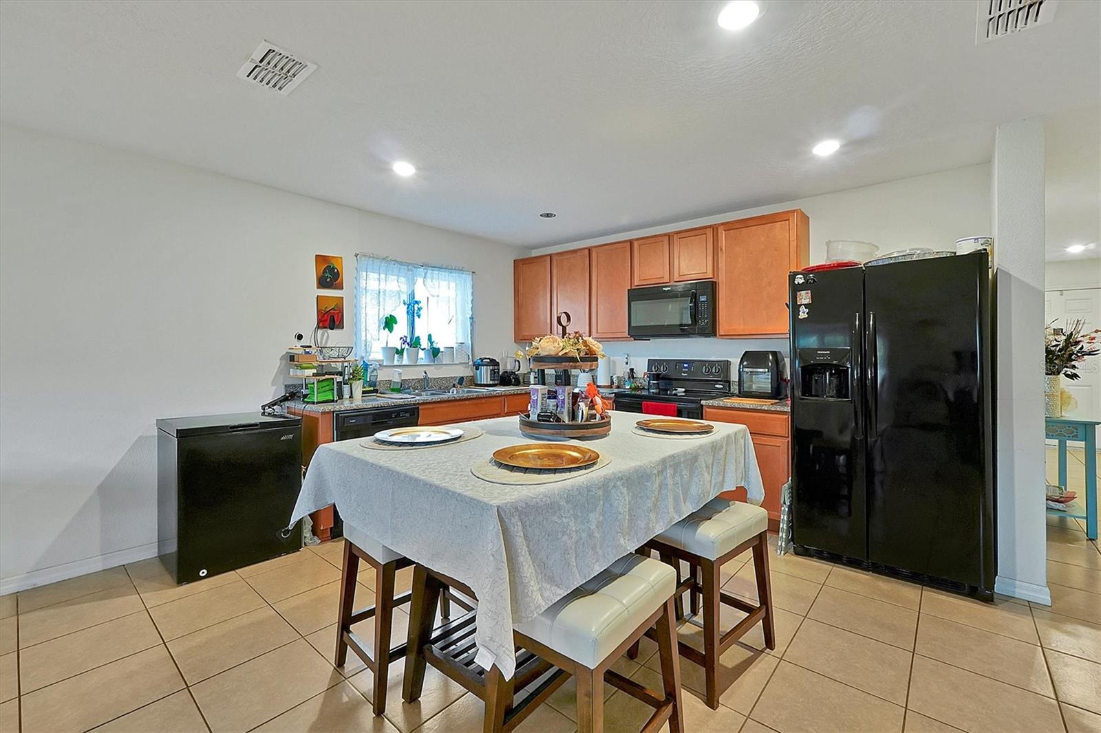 260 LAKE LUCERNE WAY