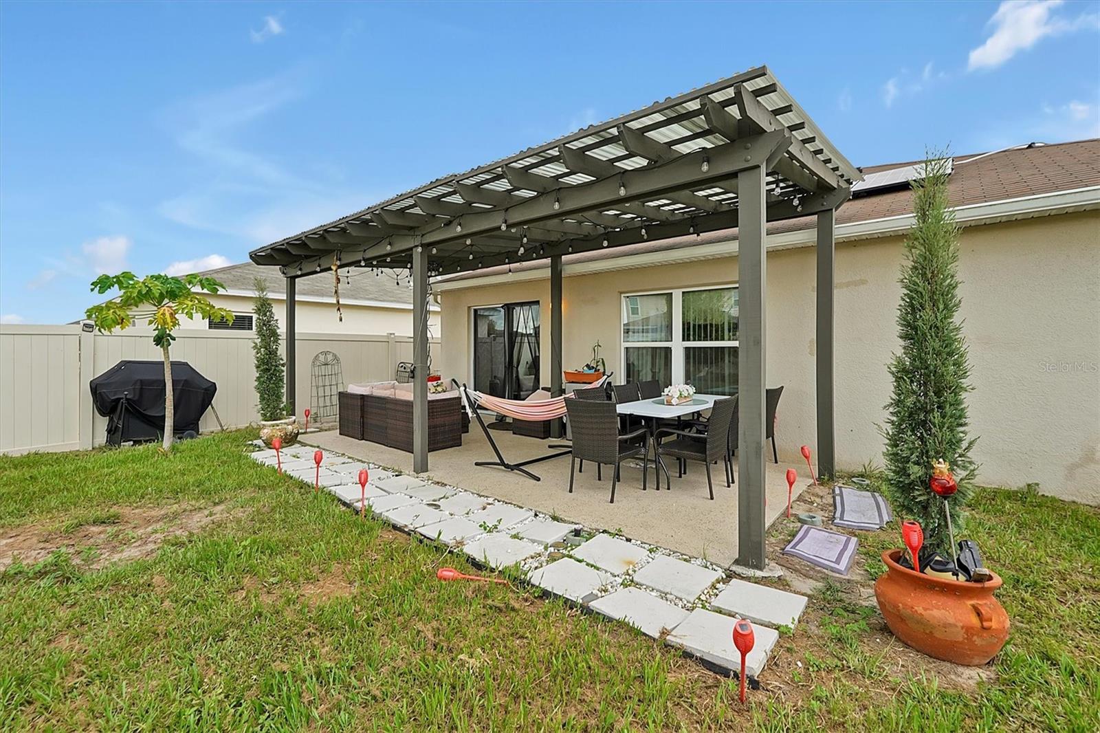 260 LAKE LUCERNE WAY