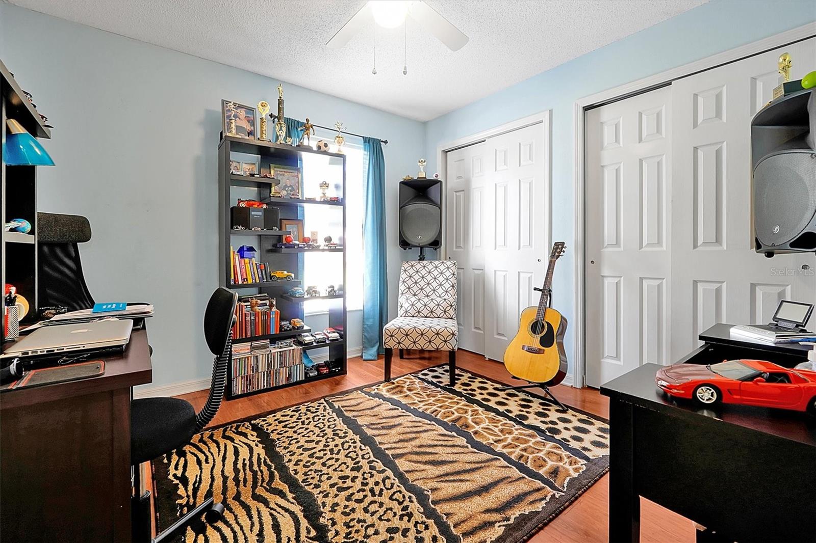 2401 DRAGON FLY CT
