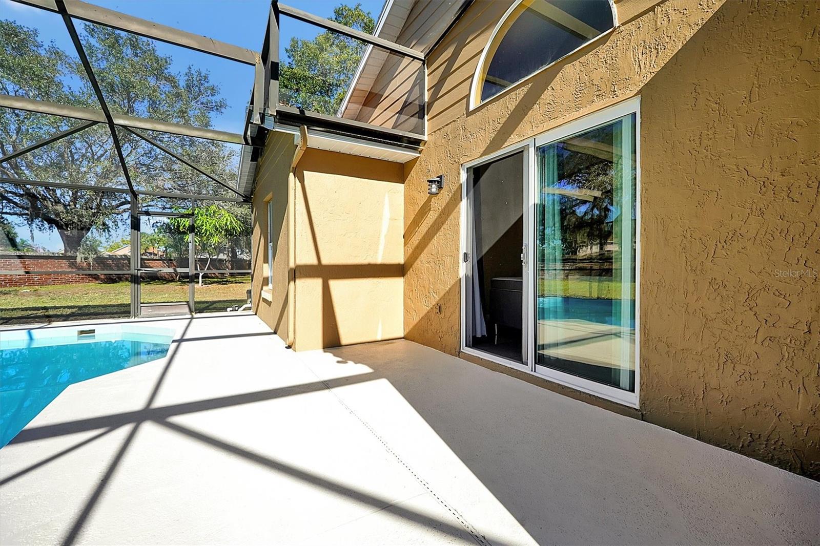 2401 DRAGON FLY CT