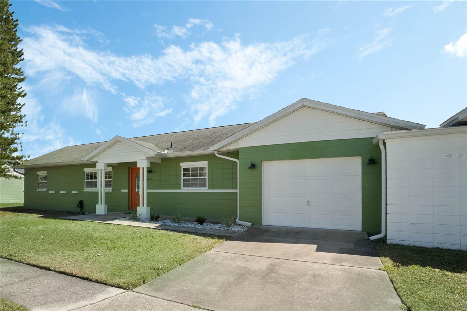 3030 LITTLE SOUND DR