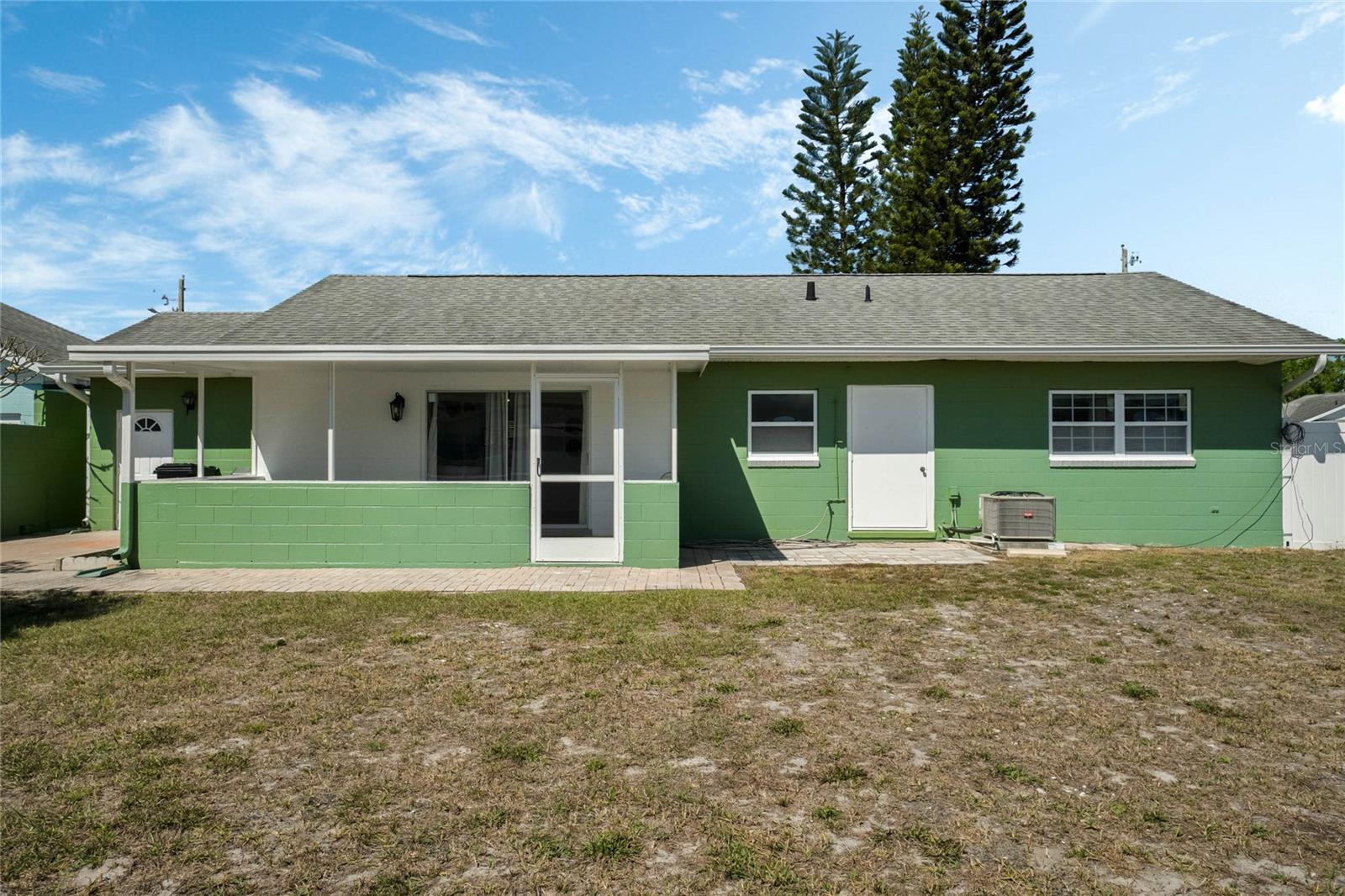 3030 LITTLE SOUND DR