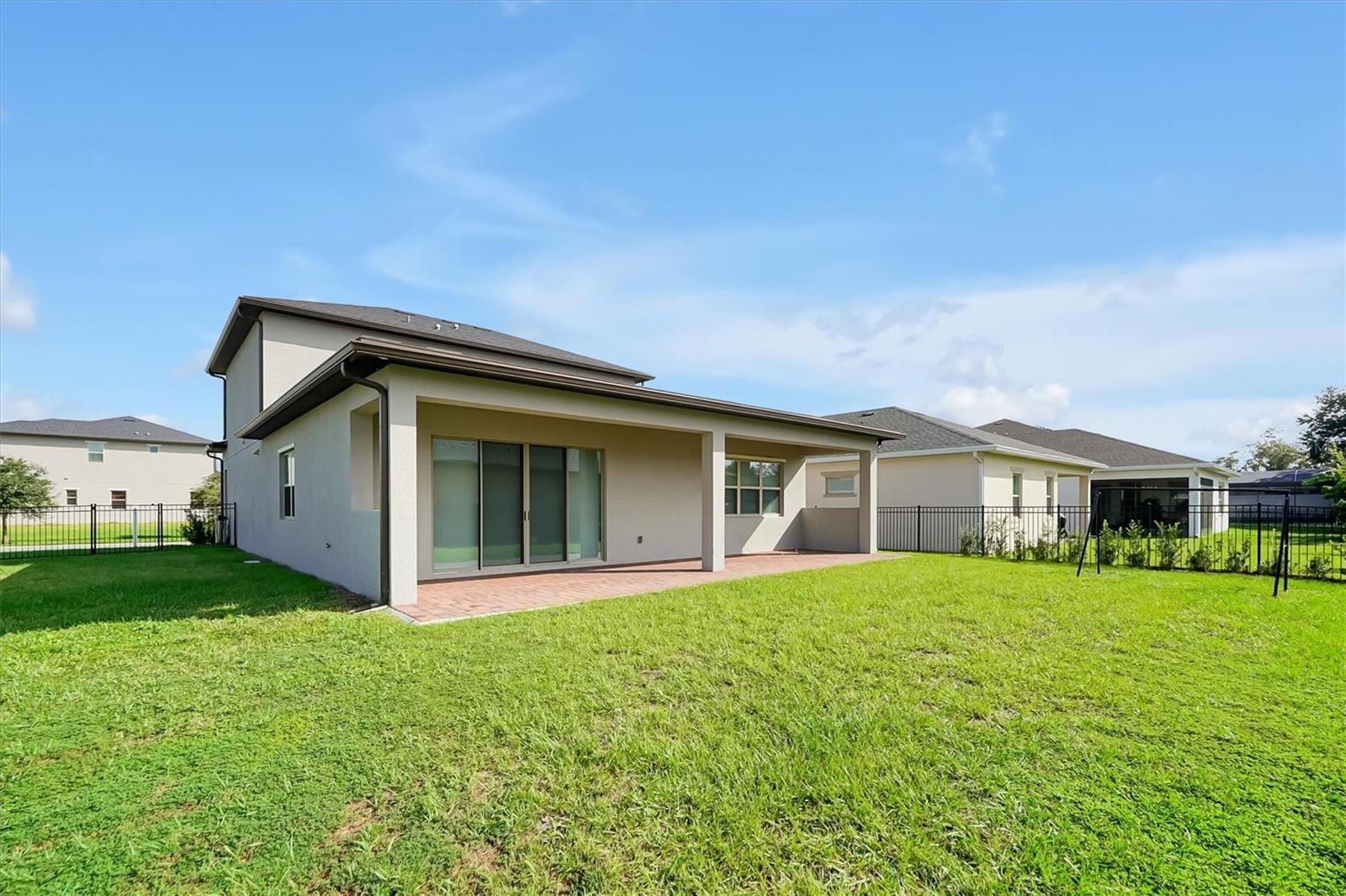 5200 MYRTLELEAF CT