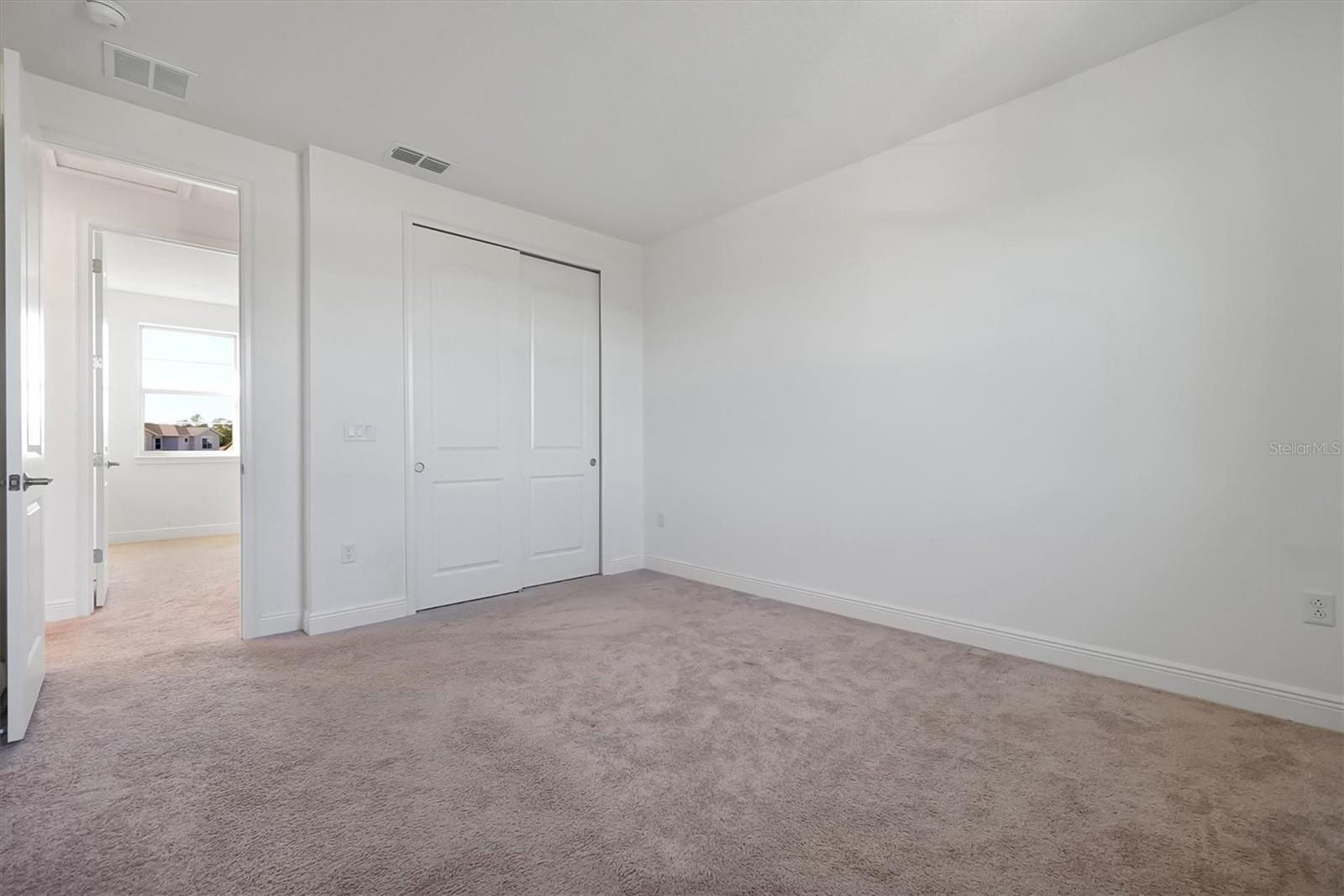 5200 MYRTLELEAF CT