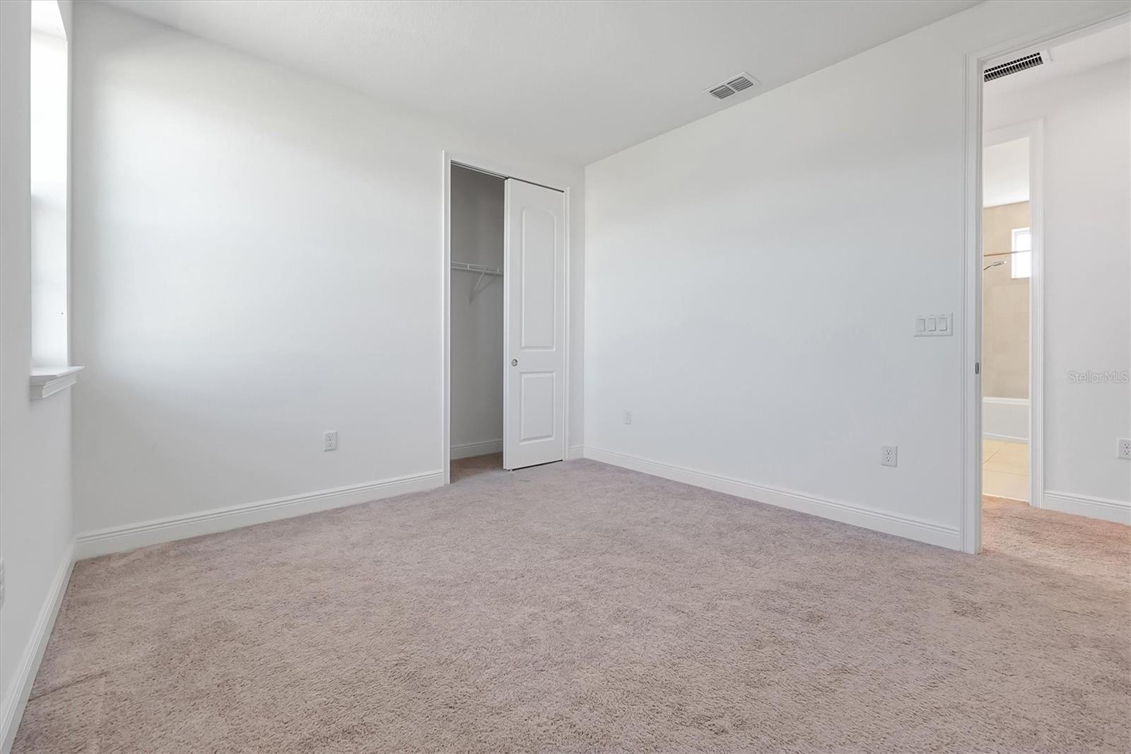 5200 MYRTLELEAF CT