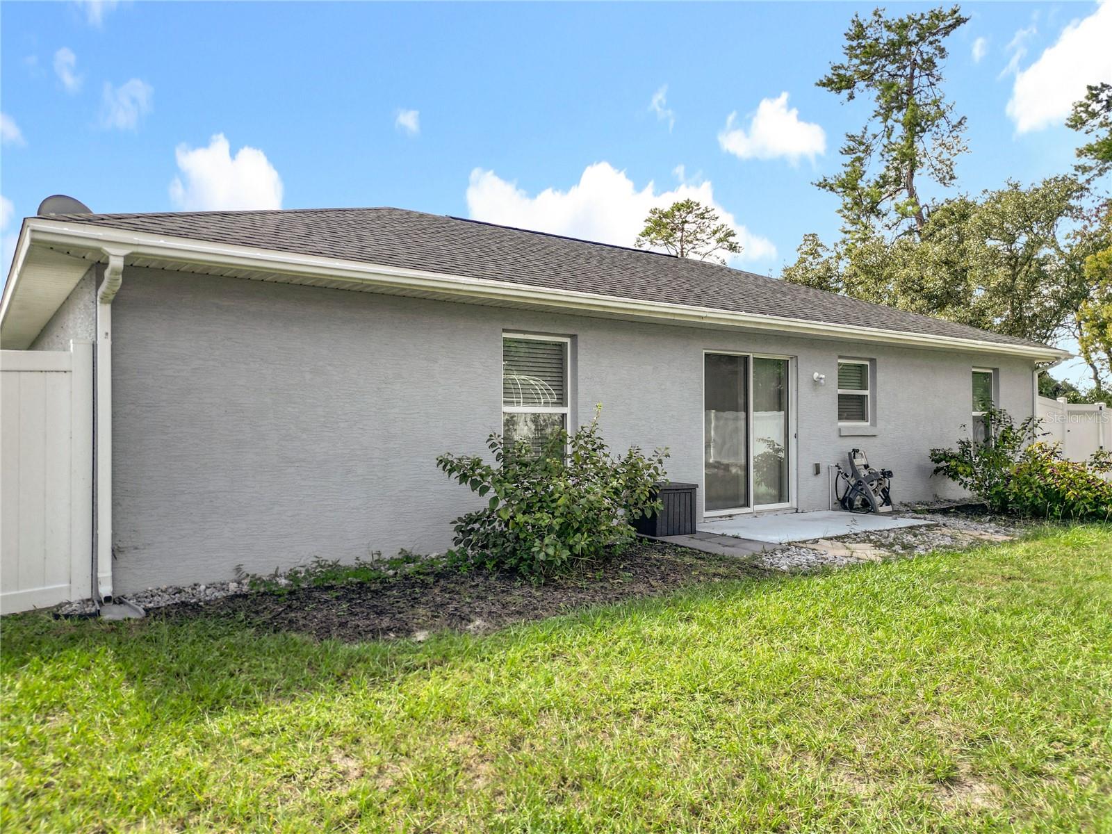 3897 SW 169TH LANE RD