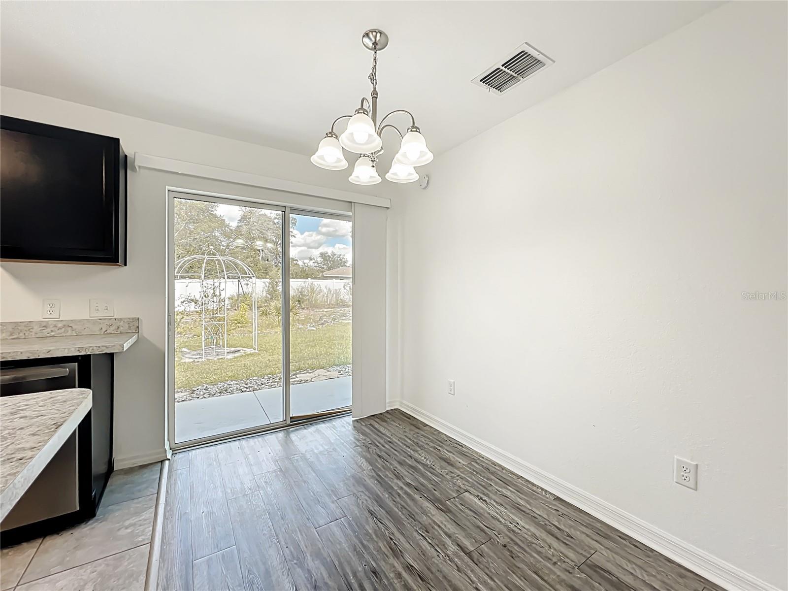 3897 SW 169TH LANE RD