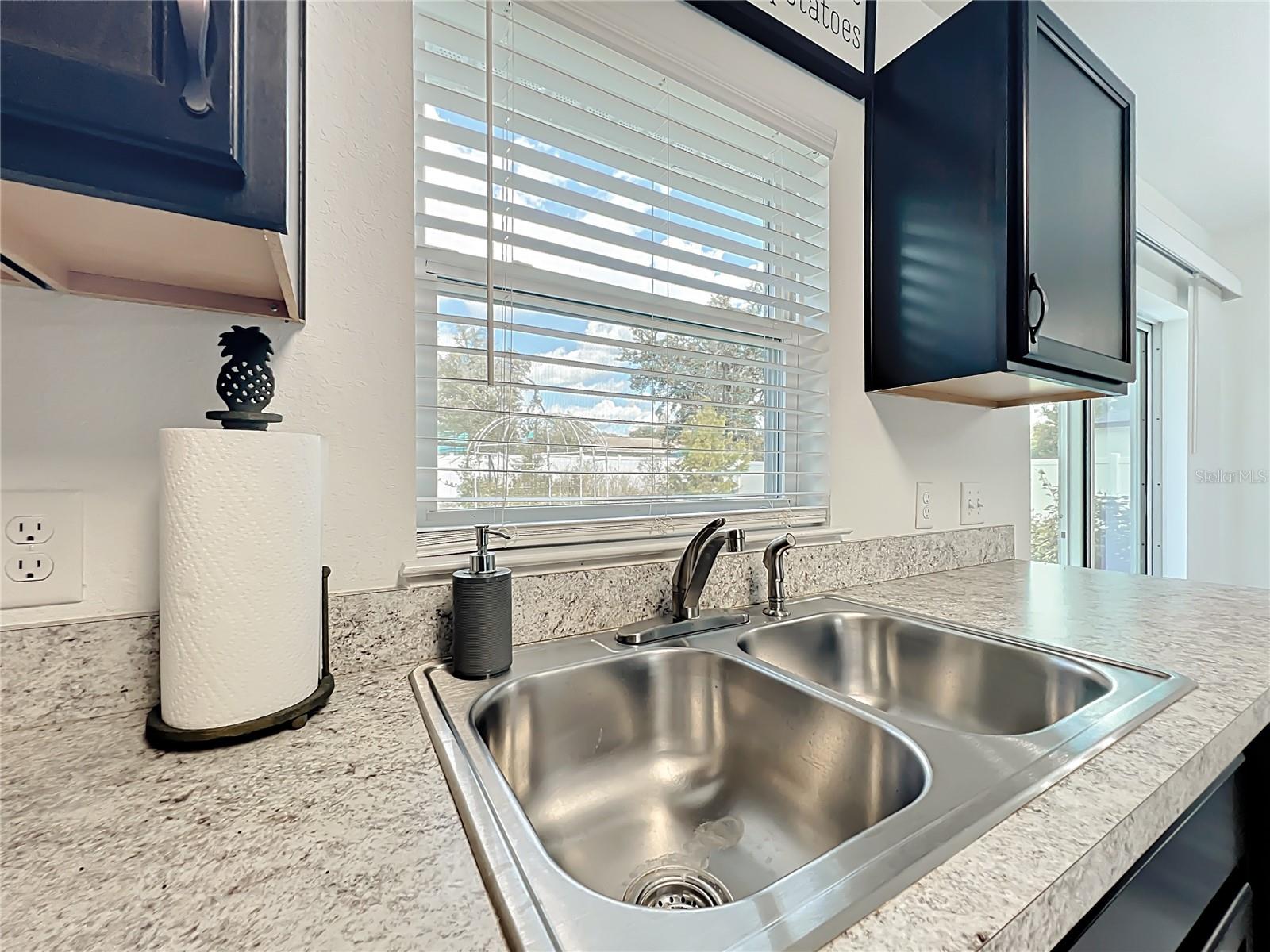 3897 SW 169TH LANE RD