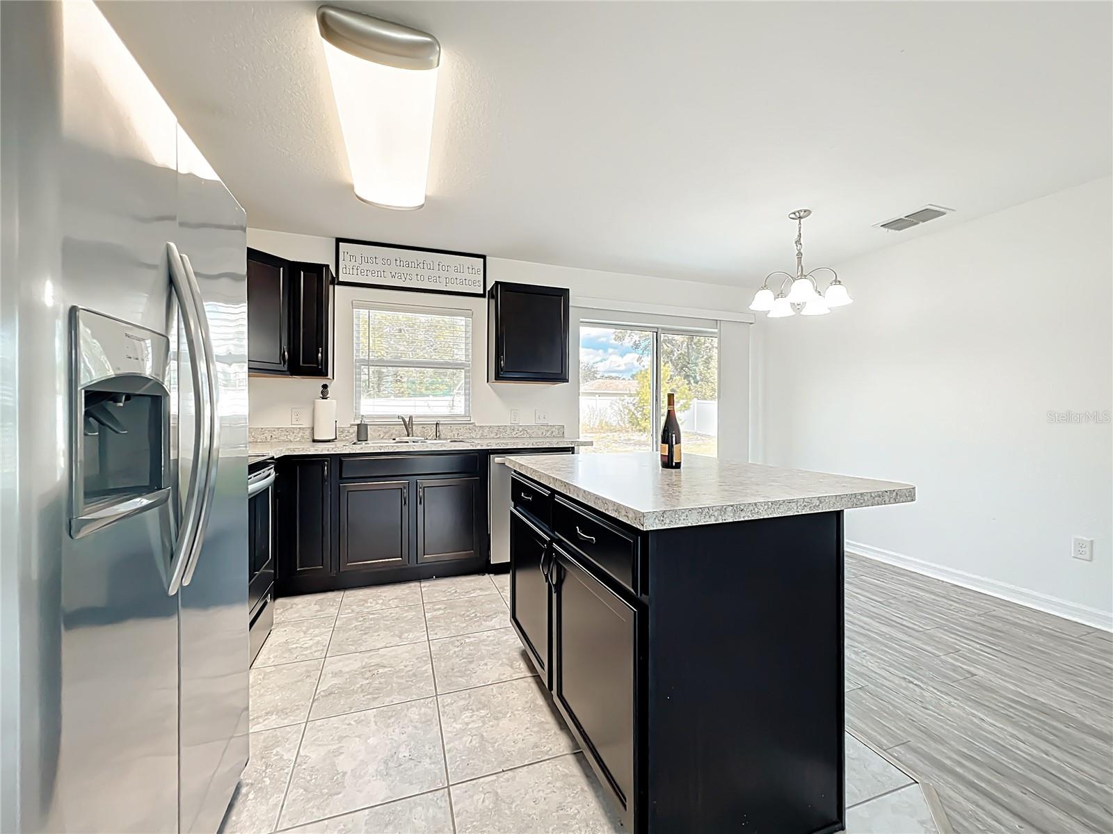 3897 SW 169TH LANE RD