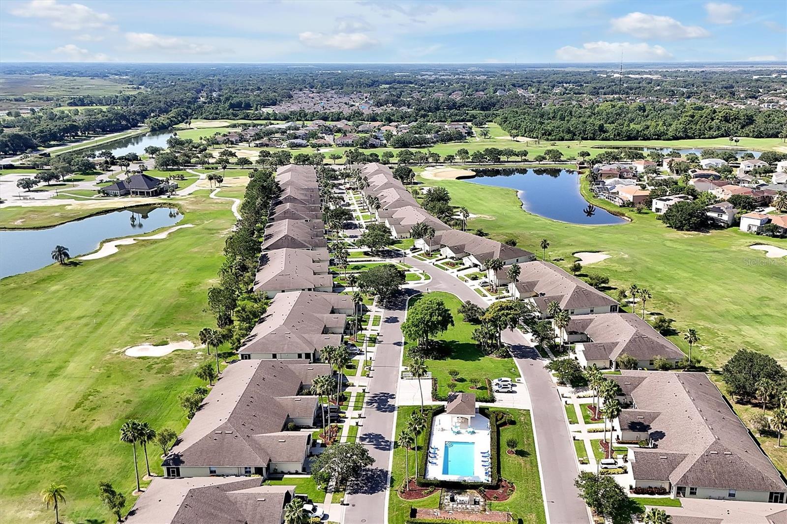 168 CLUB VILLAS LN