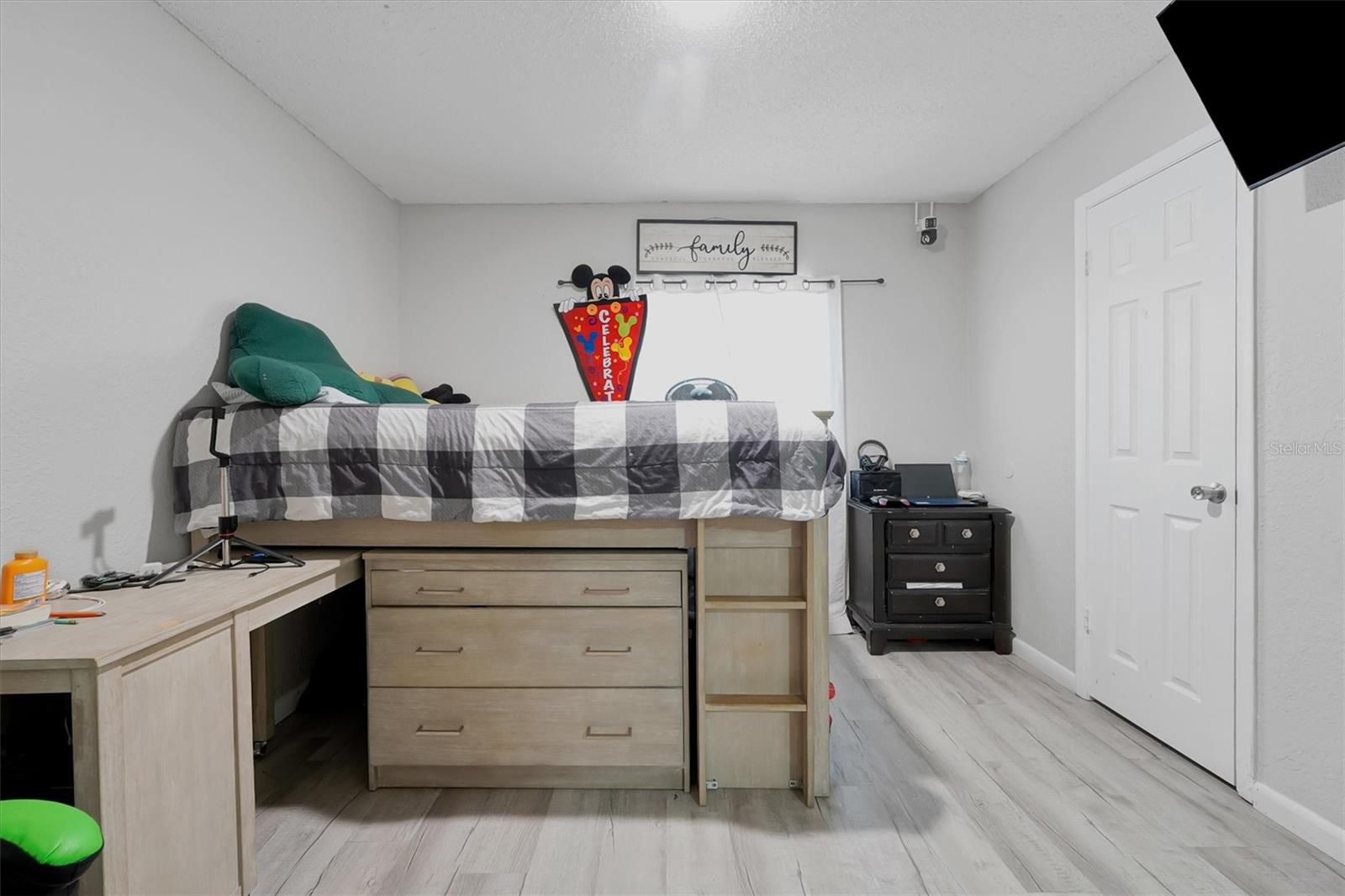 4309 N SEMORAN BLVD #2