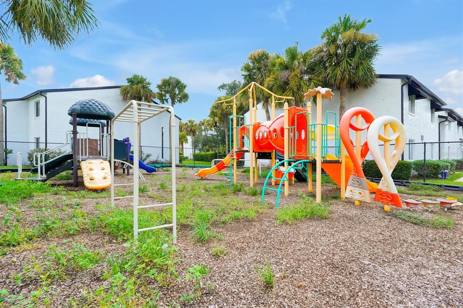 4309 N SEMORAN BLVD #2