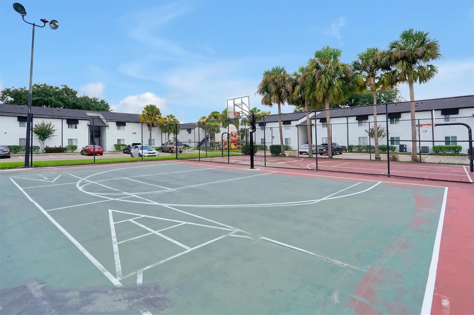 4309 N SEMORAN BLVD #2