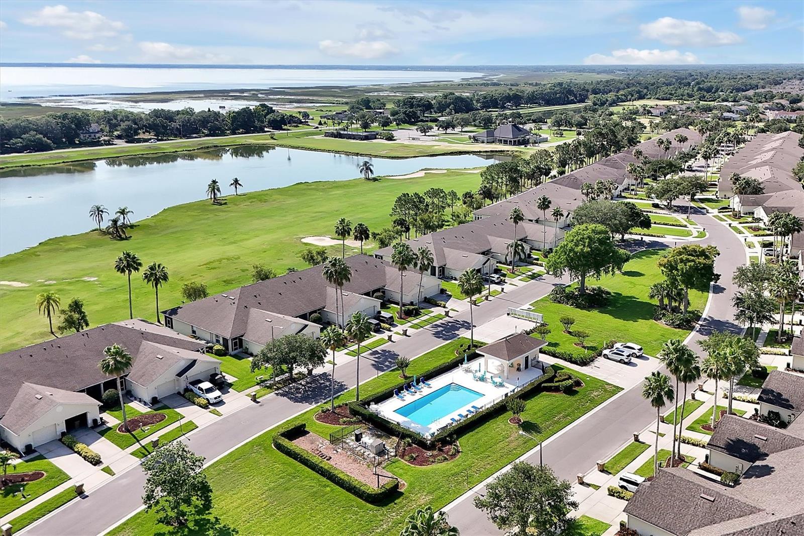 168 CLUB VILLAS LN