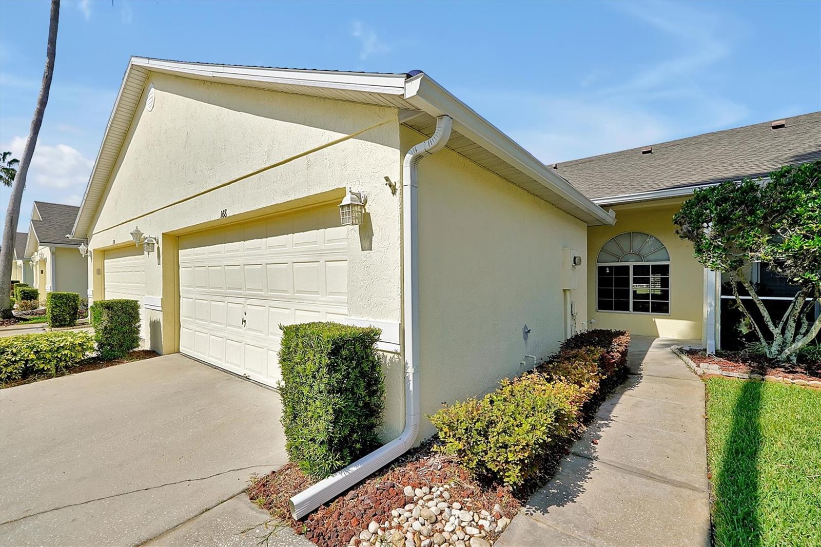 168 CLUB VILLAS LN