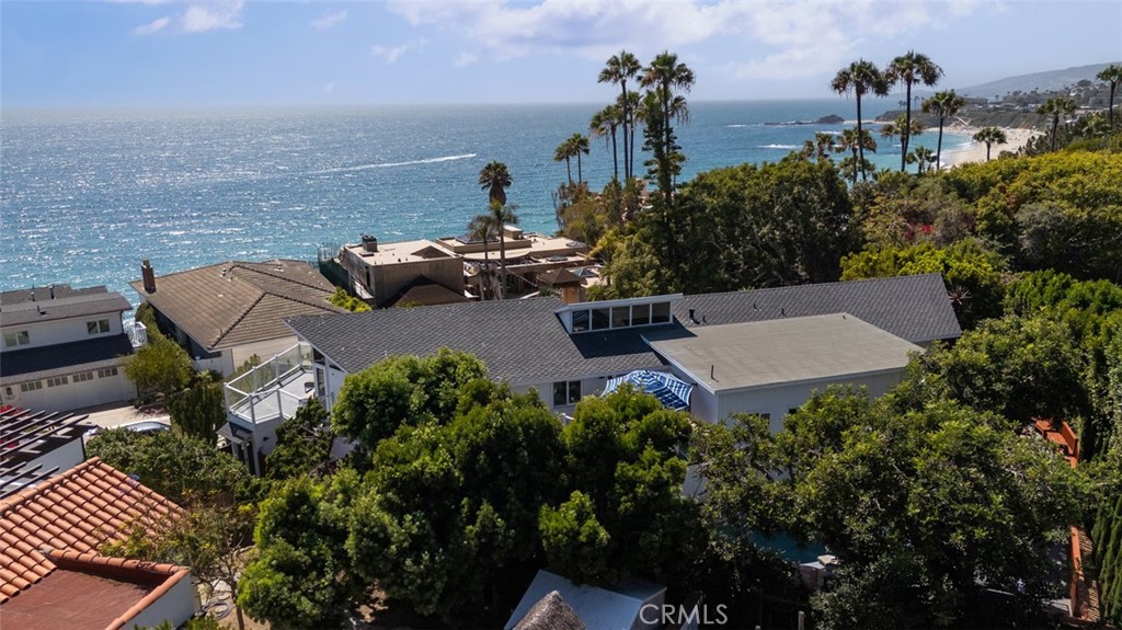 2 Camel Point