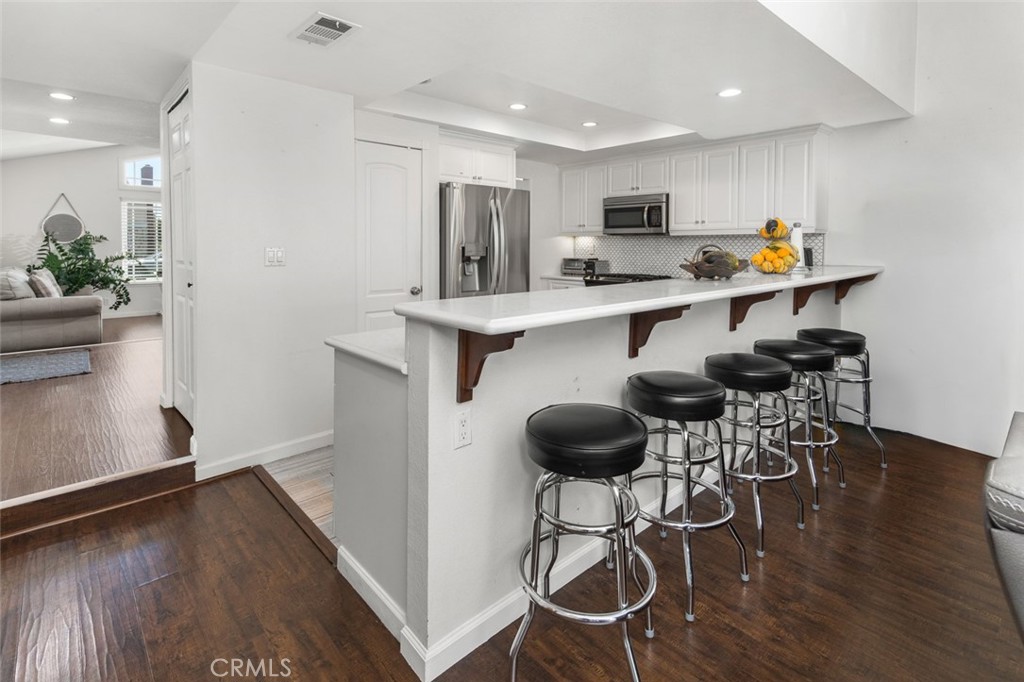 11157 Flower Ave