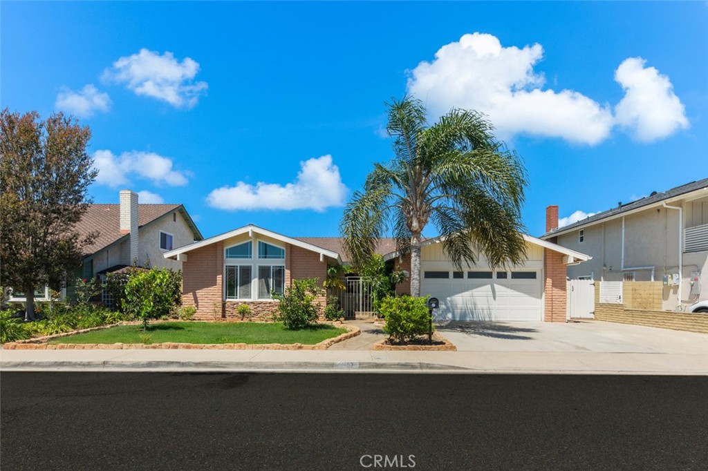 11157 Flower Ave