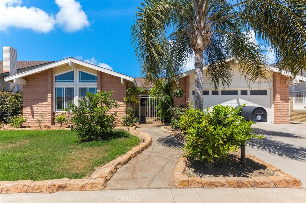 11157 Flower Ave