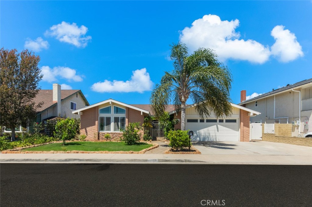 11157 Flower Ave