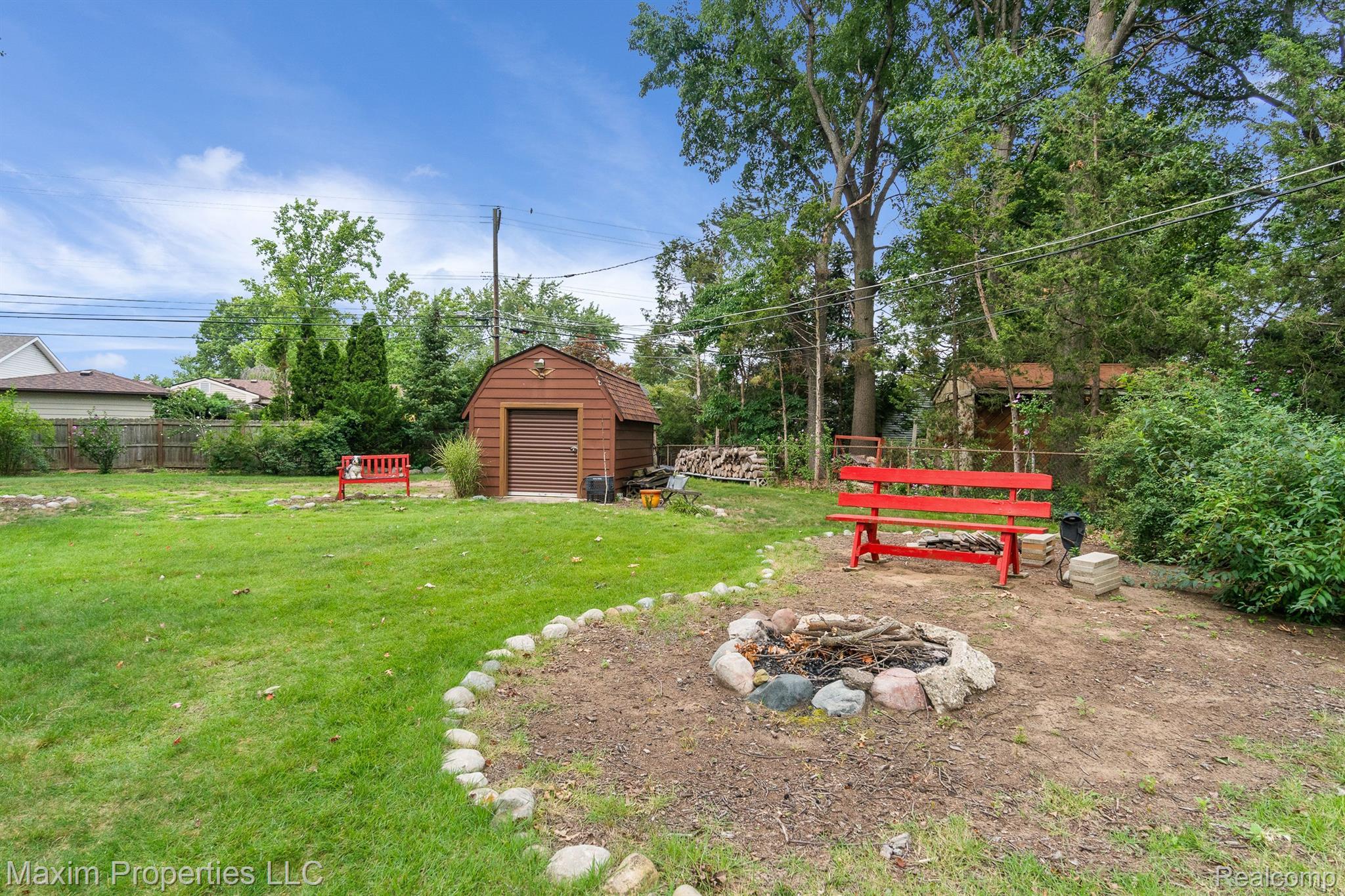 36060 OAKWOOD Lane