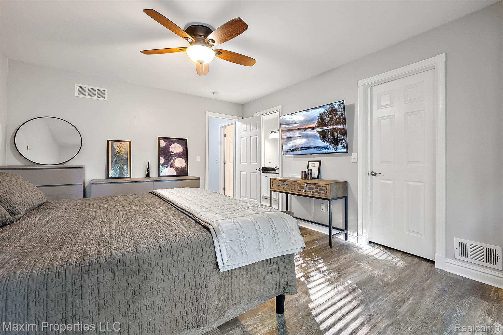 46170 MEADOWVIEW Drive