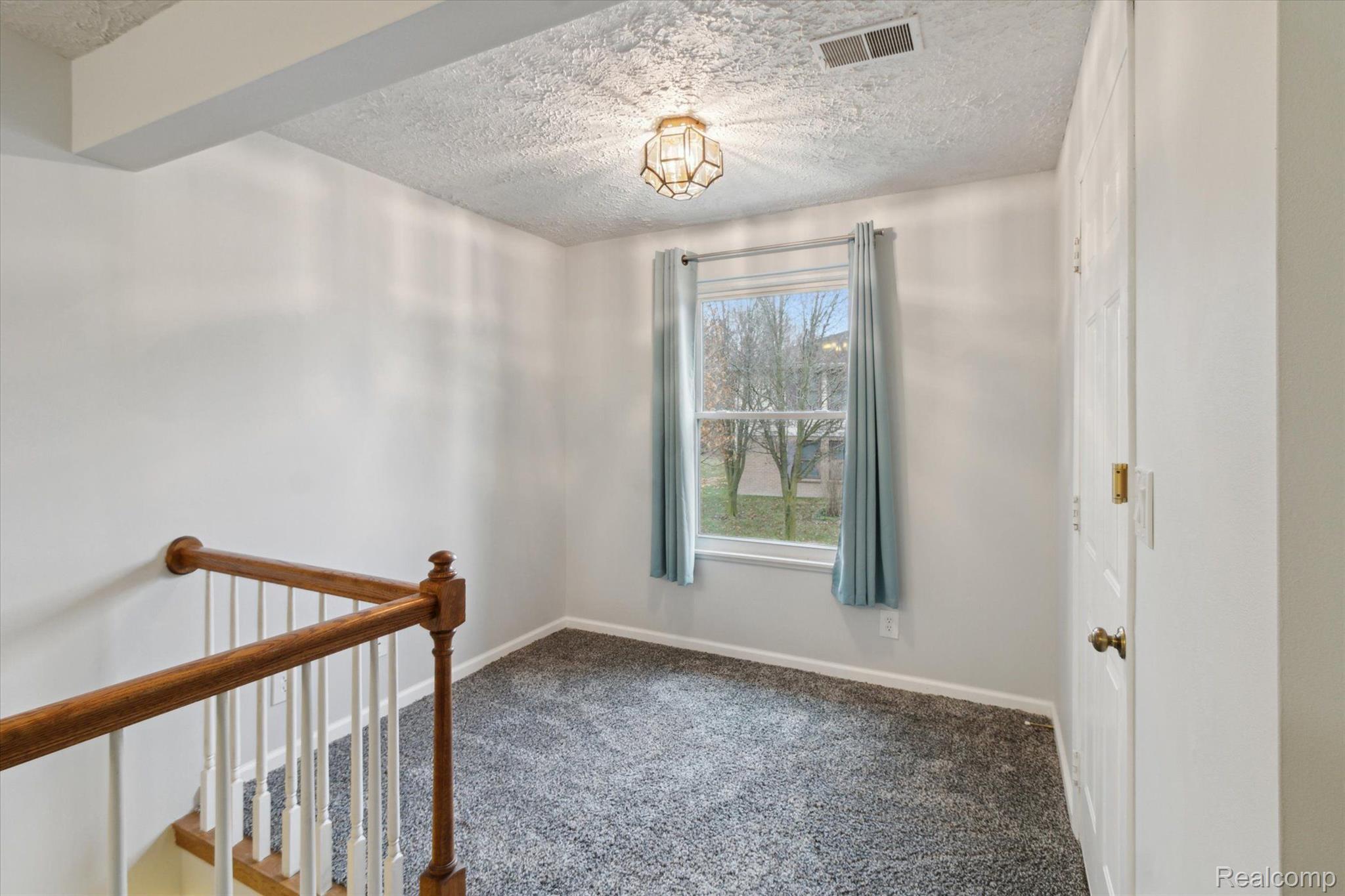 19641 NORTHRIDGE Drive 80