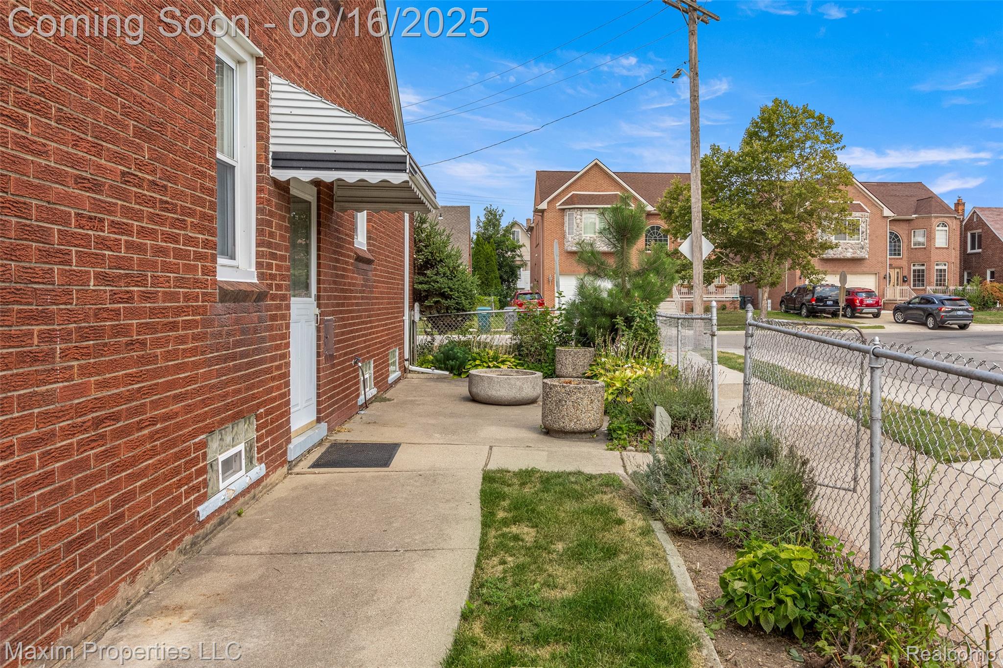 3939 Charles Street