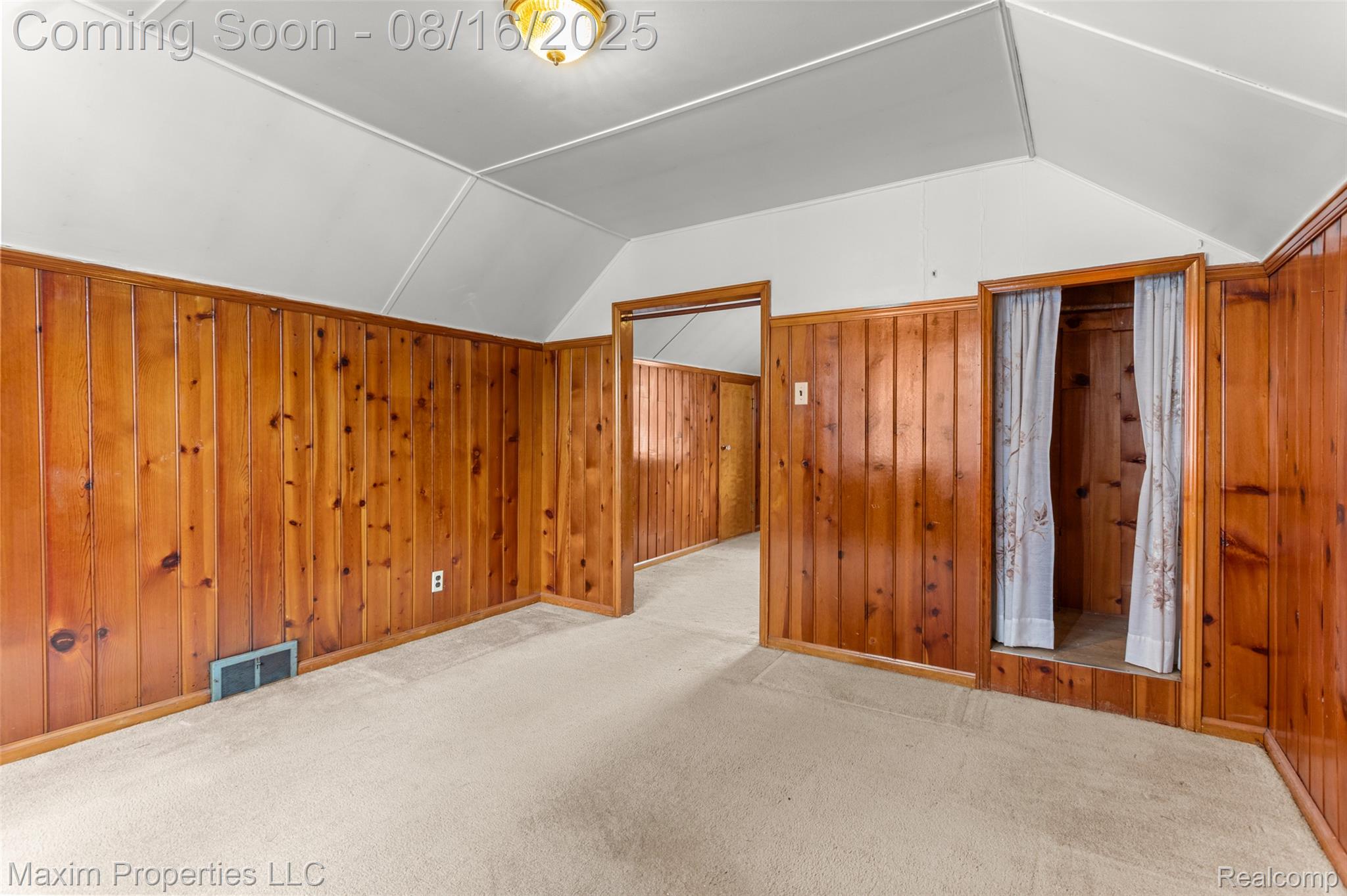 3939 Charles Street