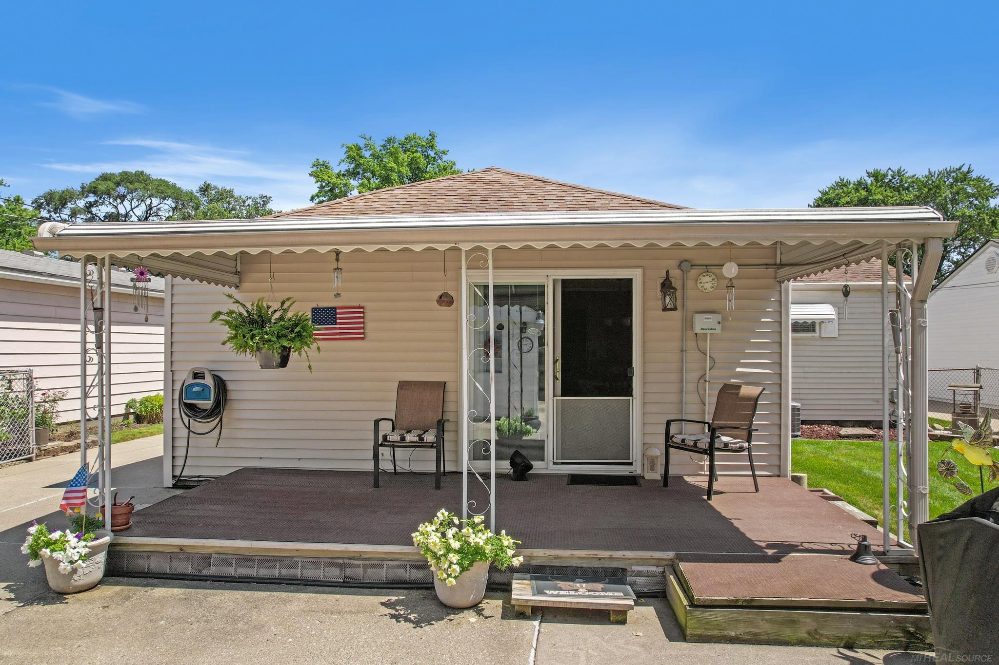 25131 ROSENBUSCH Street