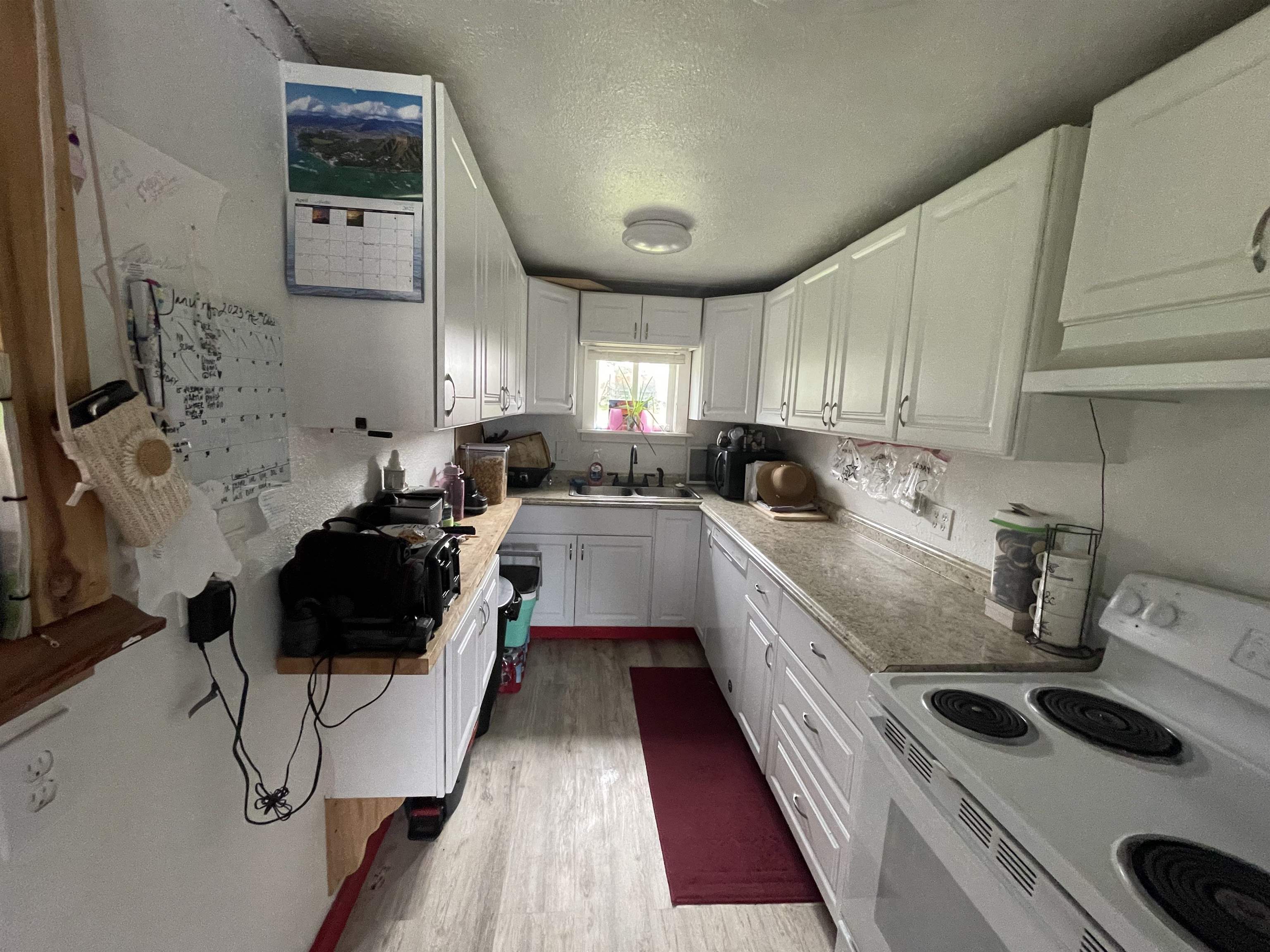 13815 US Highway 101 N
