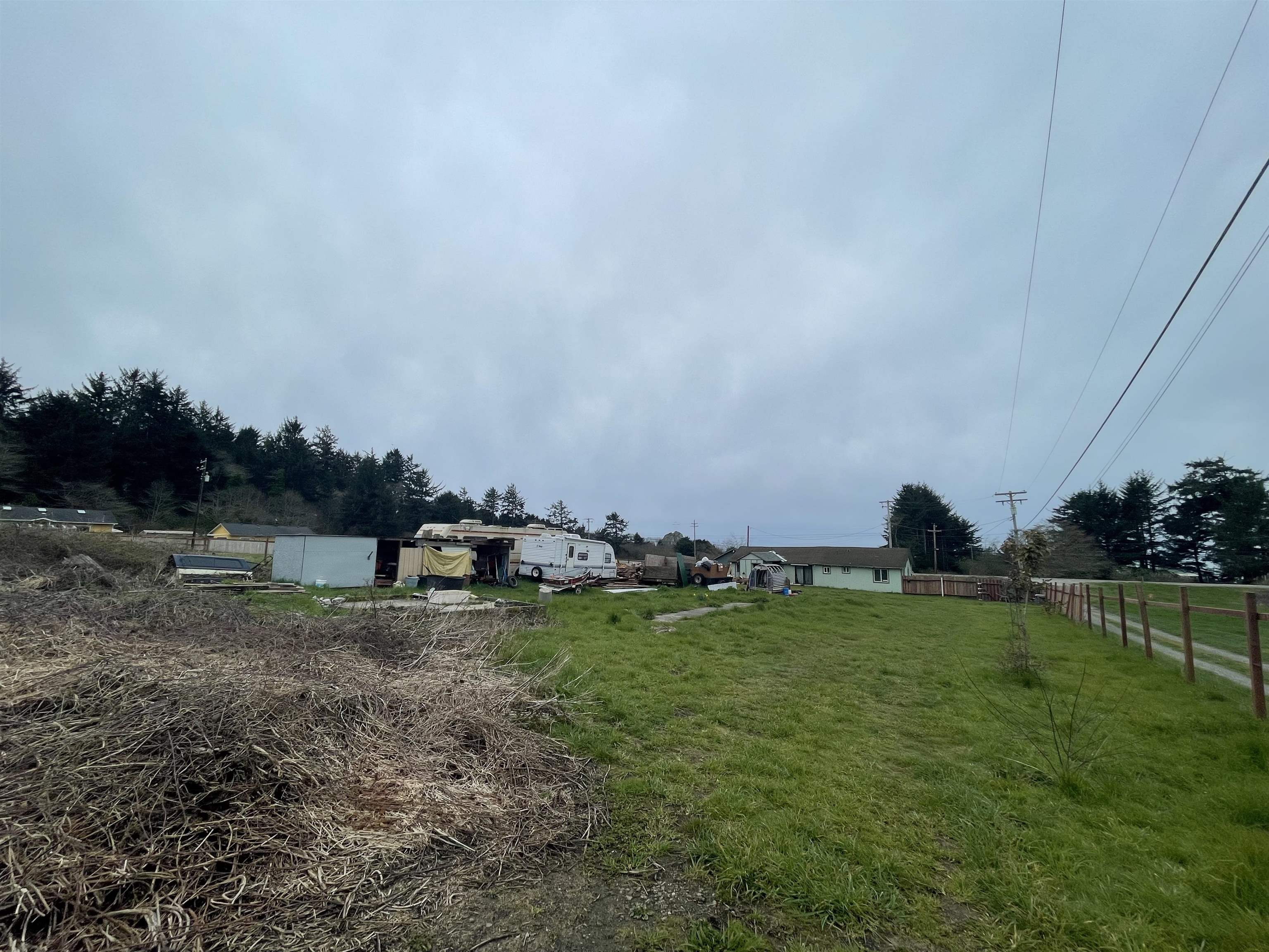 13815 US Highway 101 N