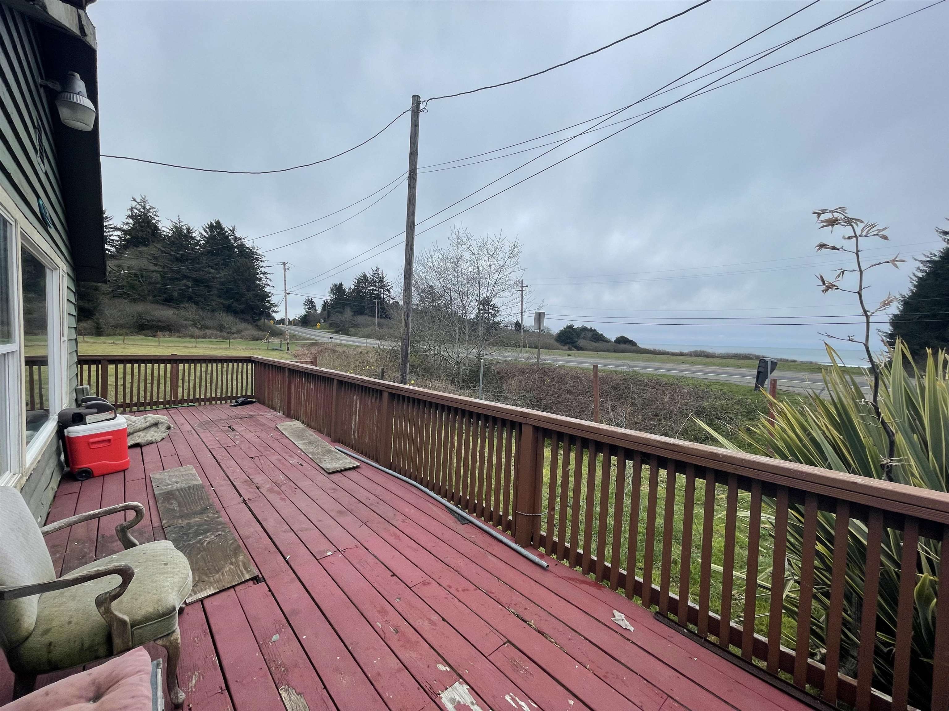 13815 US Highway 101 N