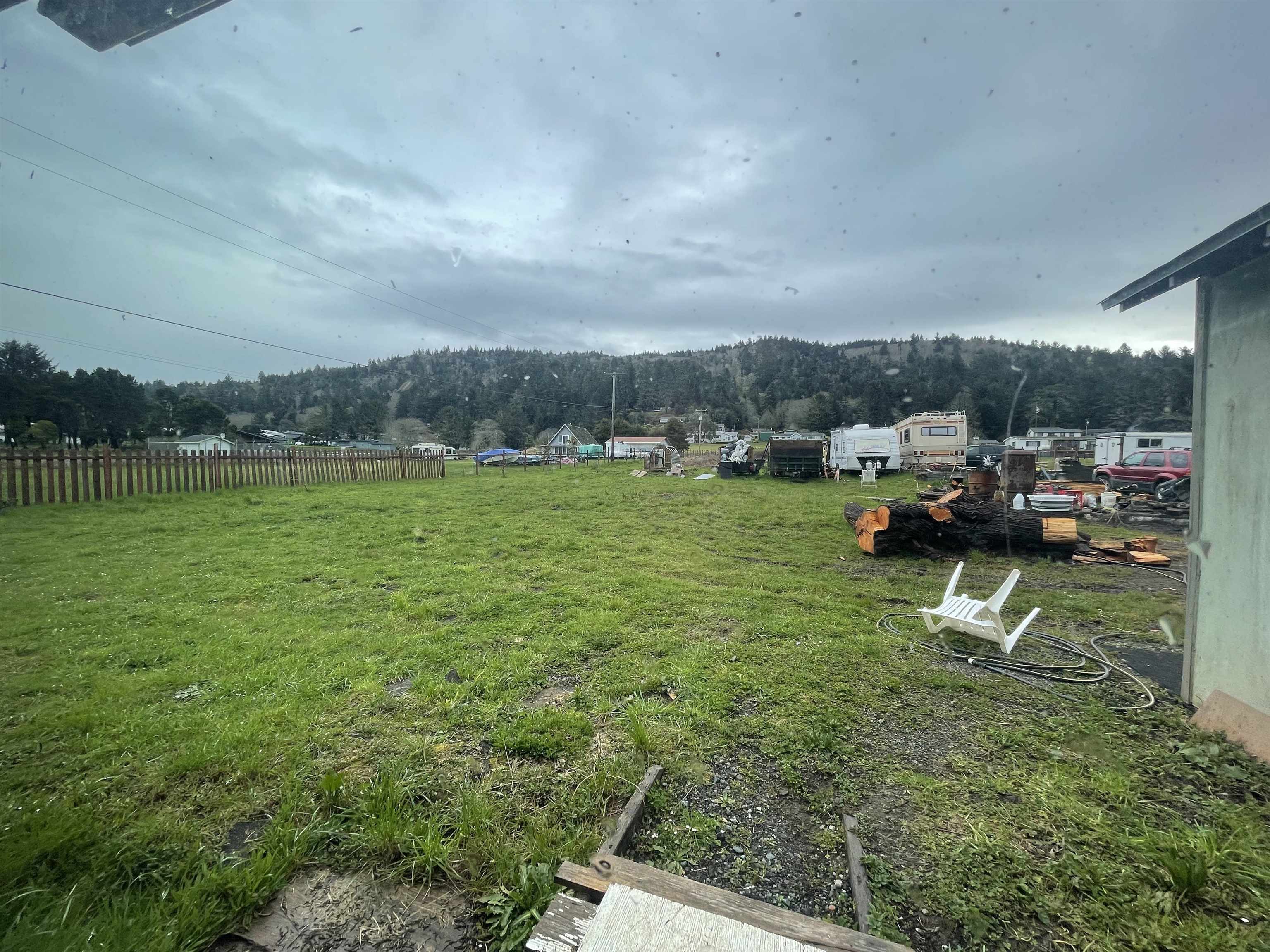 13815 US Highway 101 N