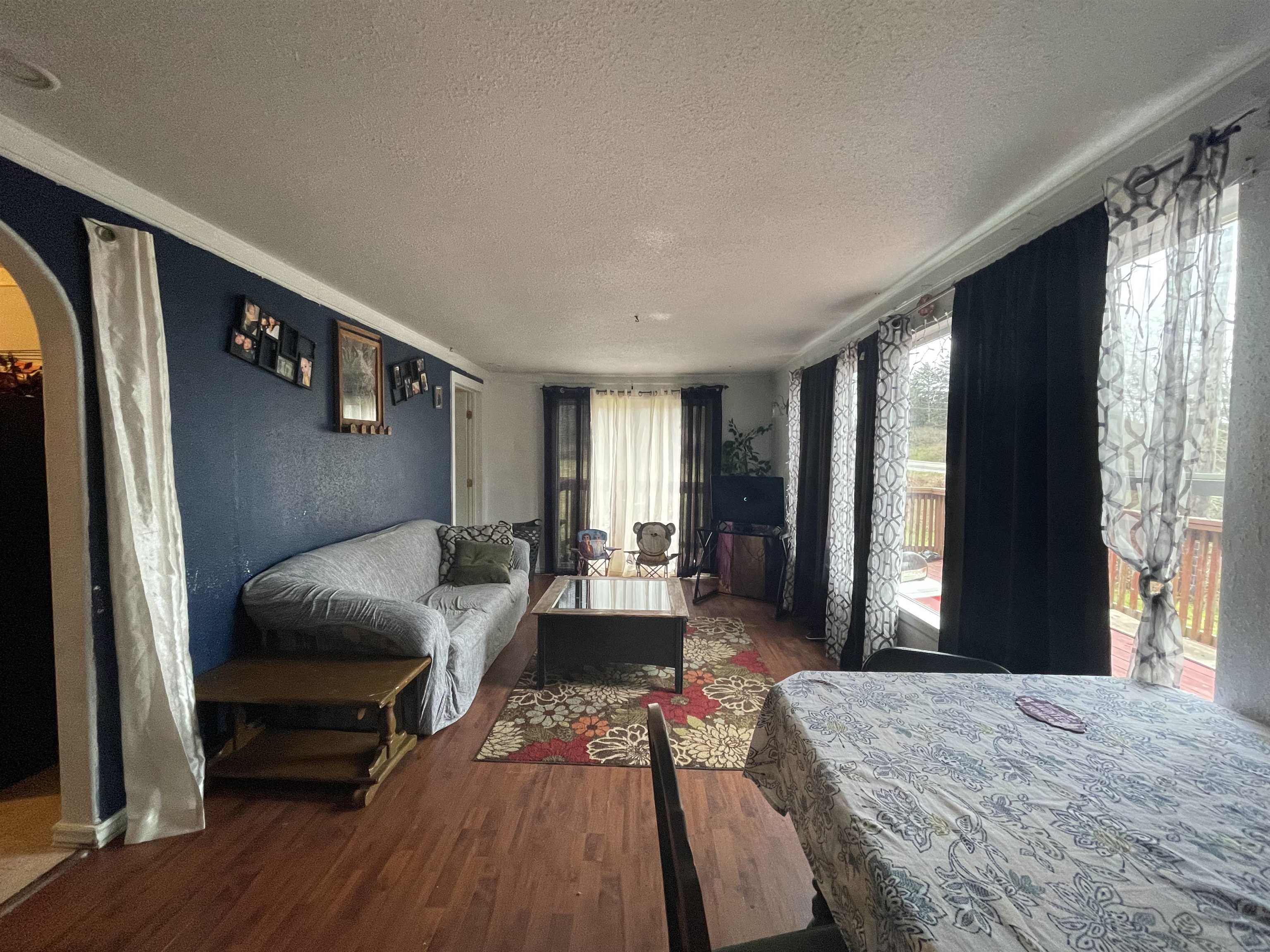 13815 US Highway 101 N