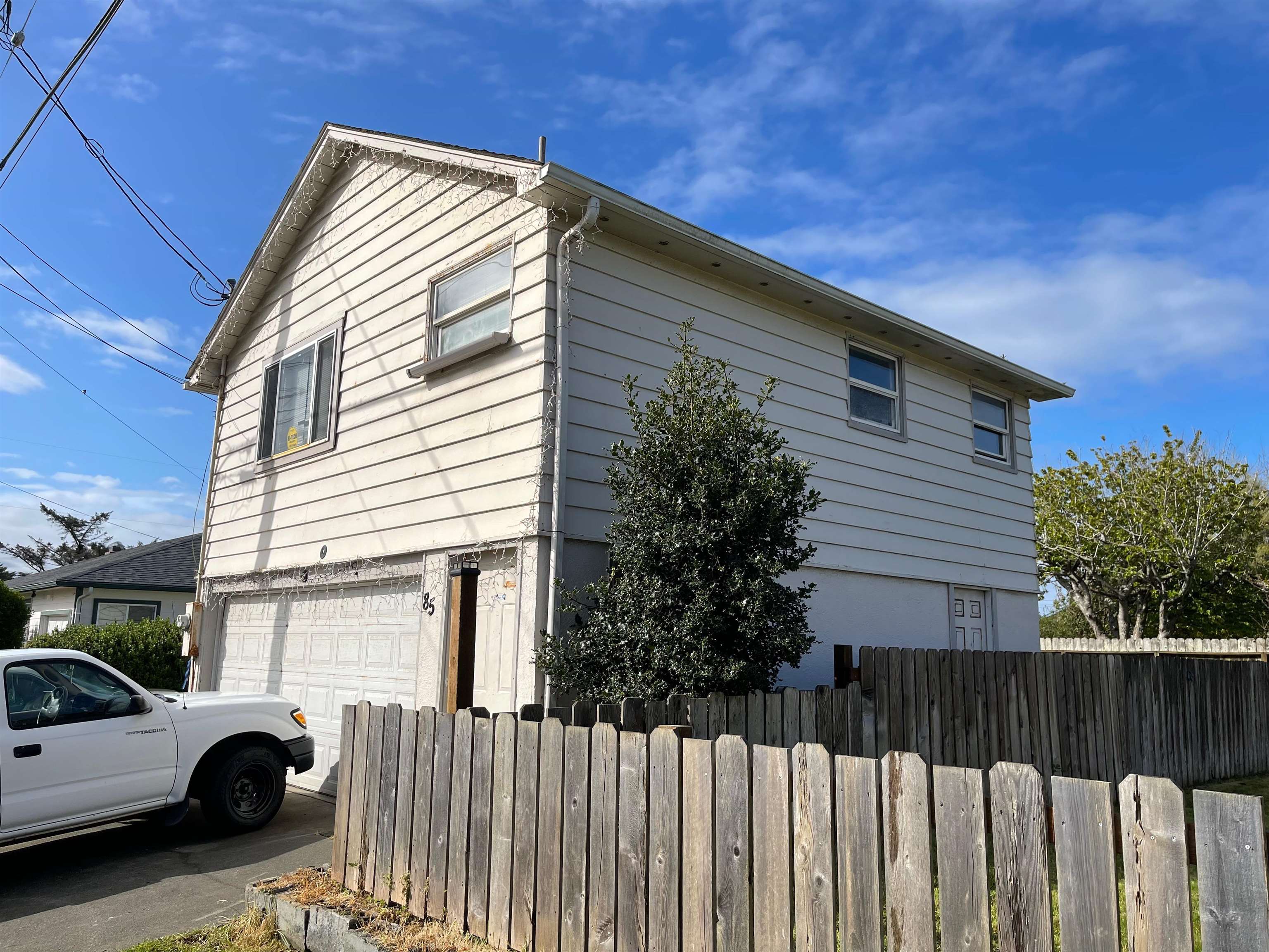 383 9th Street