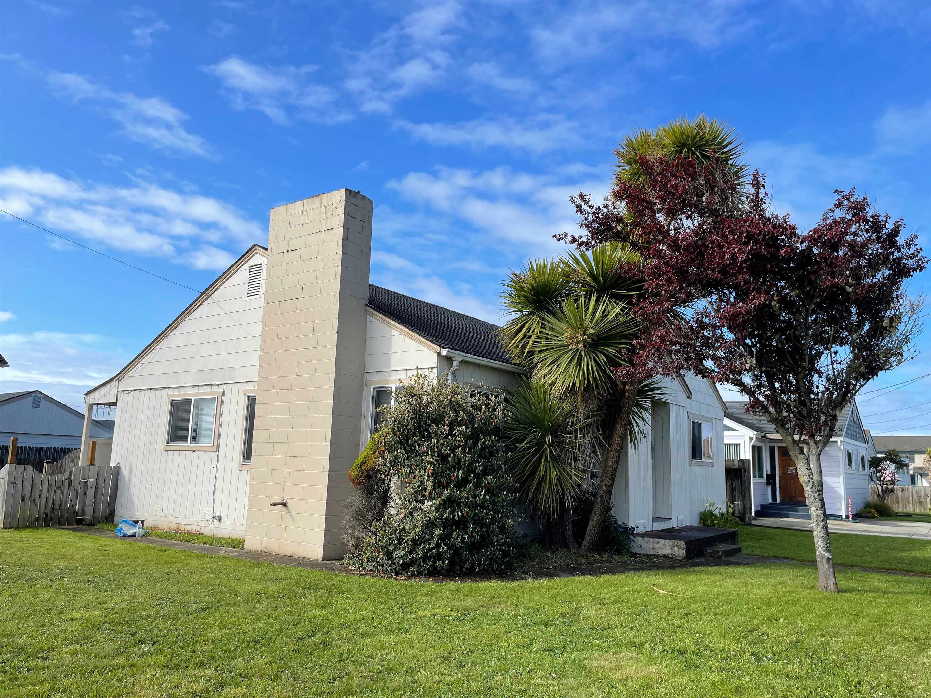 383 9th Street